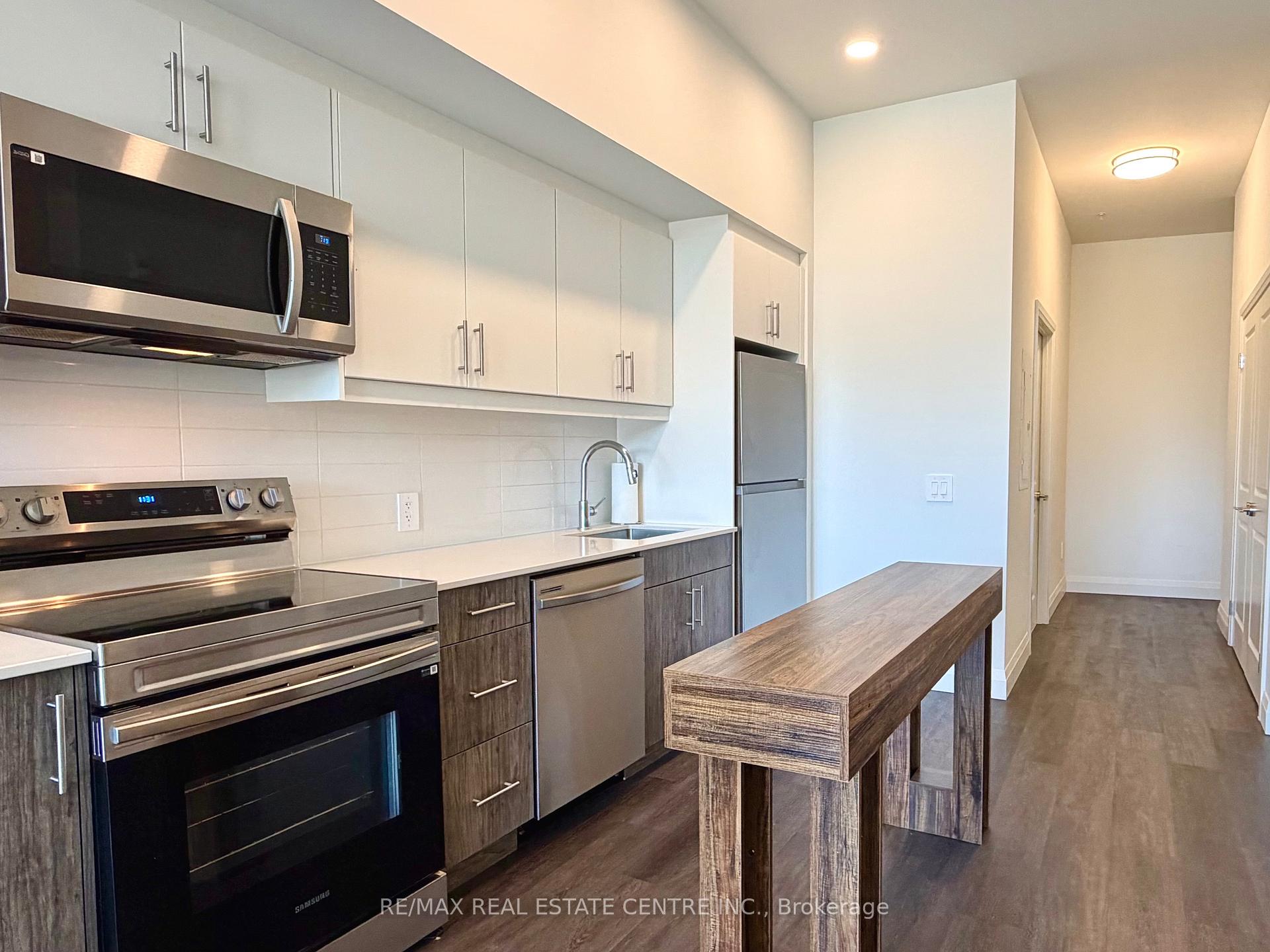 Photo 8 of Unit 106, 1333 Weber Street E, Kitchener, Stanley Park — HOMEH