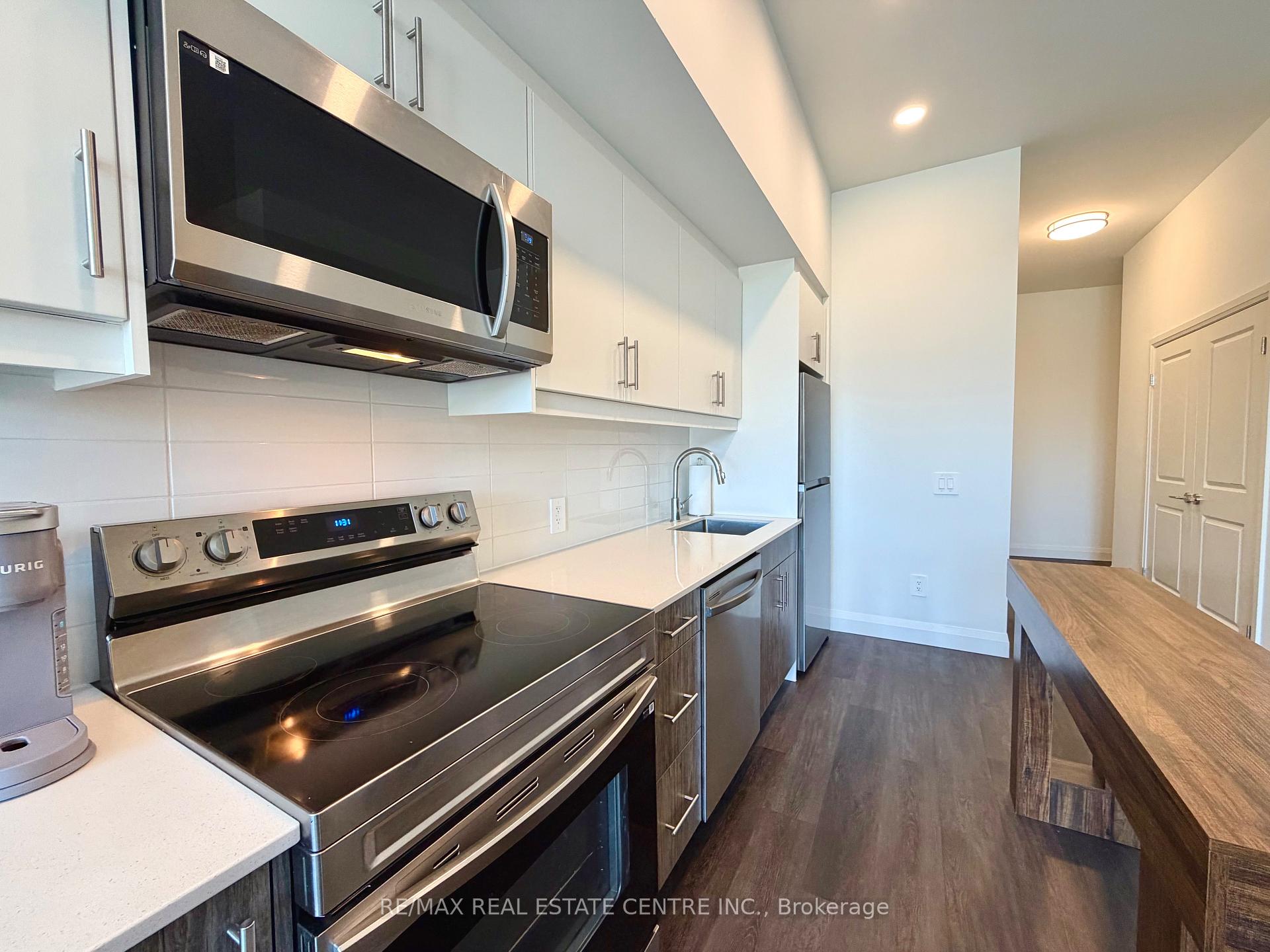 Photo 9 of Unit 106, 1333 Weber Street E, Kitchener, Stanley Park — HOMEH