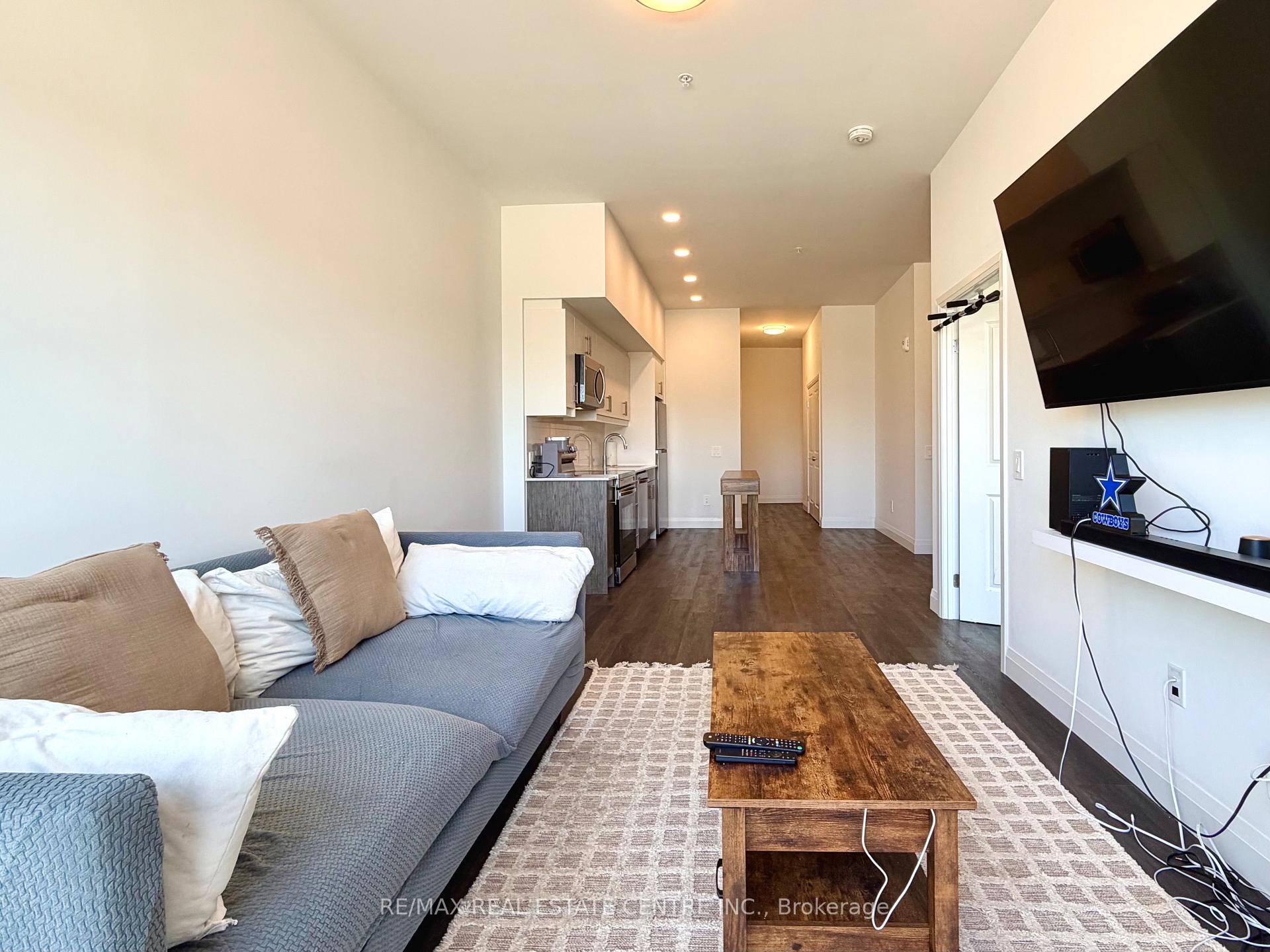 Photo 13 of Unit 106, 1333 Weber Street E, Kitchener, Stanley Park — HOMEH
