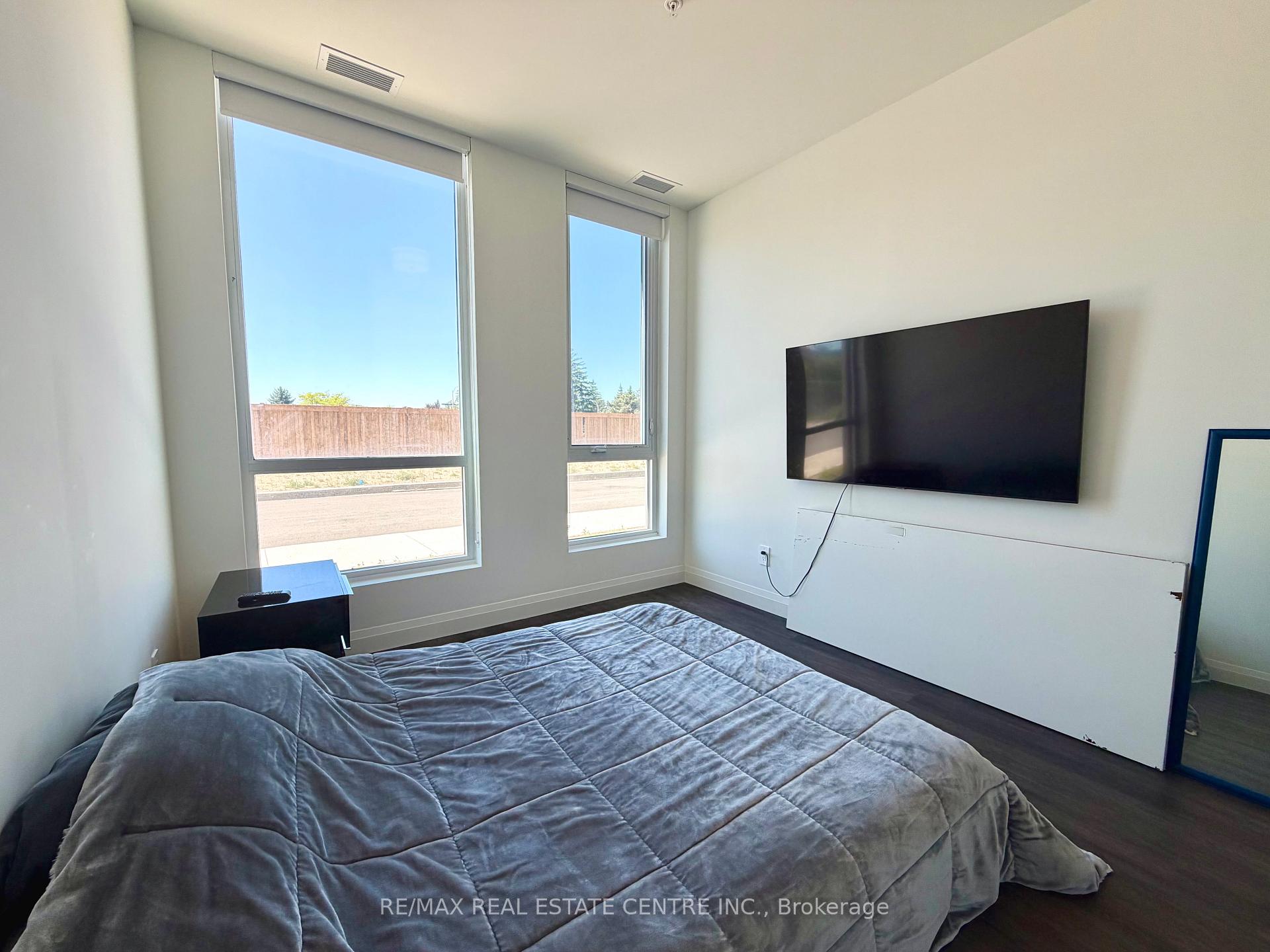 Photo 19 of Unit 106, 1333 Weber Street E, Kitchener, Stanley Park — HOMEH