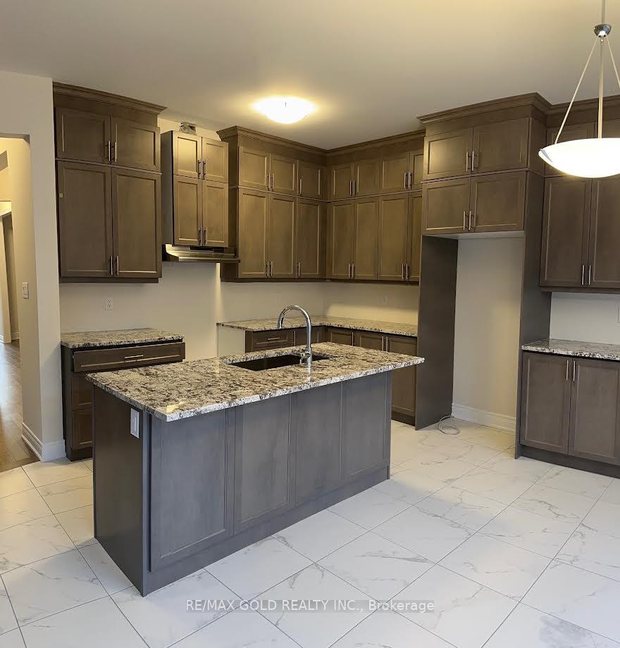 Photo 3 of 4 Michener Drive, Brampton, Sandringham-Wellington North — HOMEH