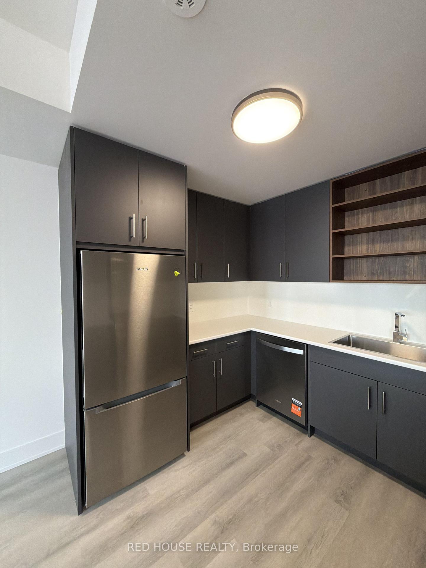 Photo 9 of 208 Ellis Avenue, St. Catharines, Oakdale — HOMEH