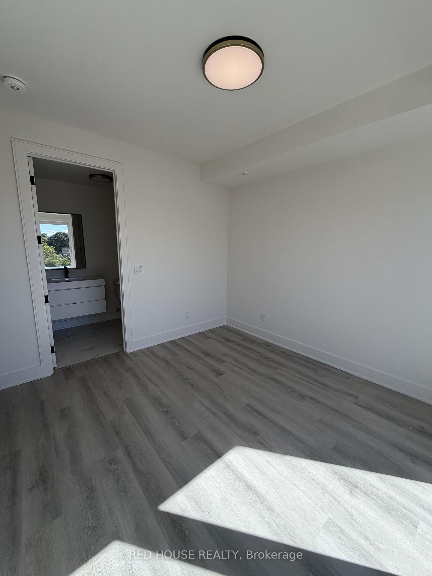 Photo 30 of 208 Ellis Avenue, St. Catharines, Oakdale — HOMEH