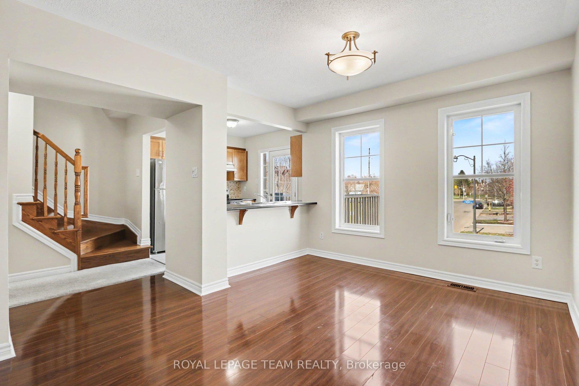Photo 7 of 2100 Madrid Avenue, Ottawa, Barrhaven - Heritage Park — HOMEH