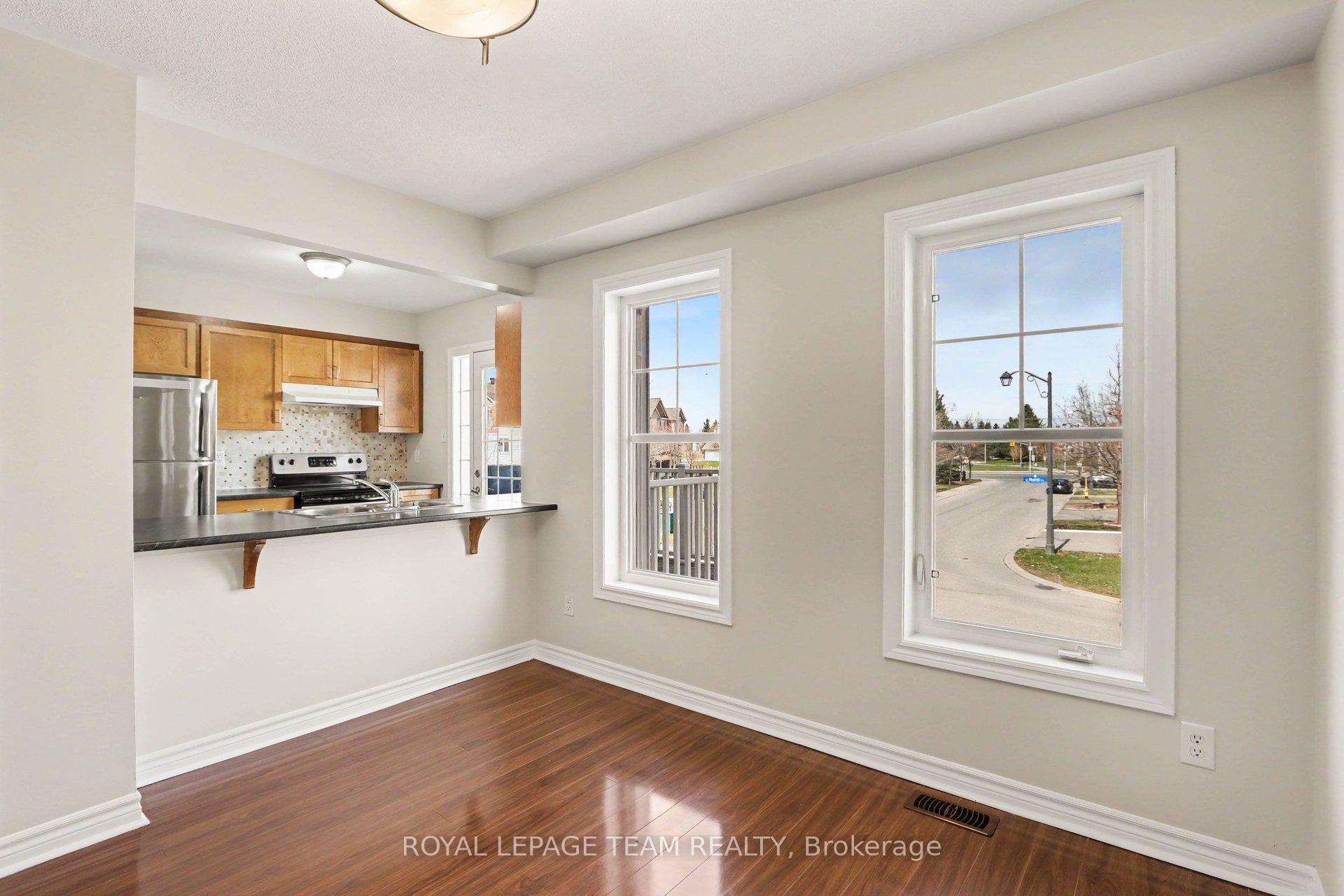 Photo 19 of 2100 Madrid Avenue, Ottawa, Barrhaven - Heritage Park — HOMEH