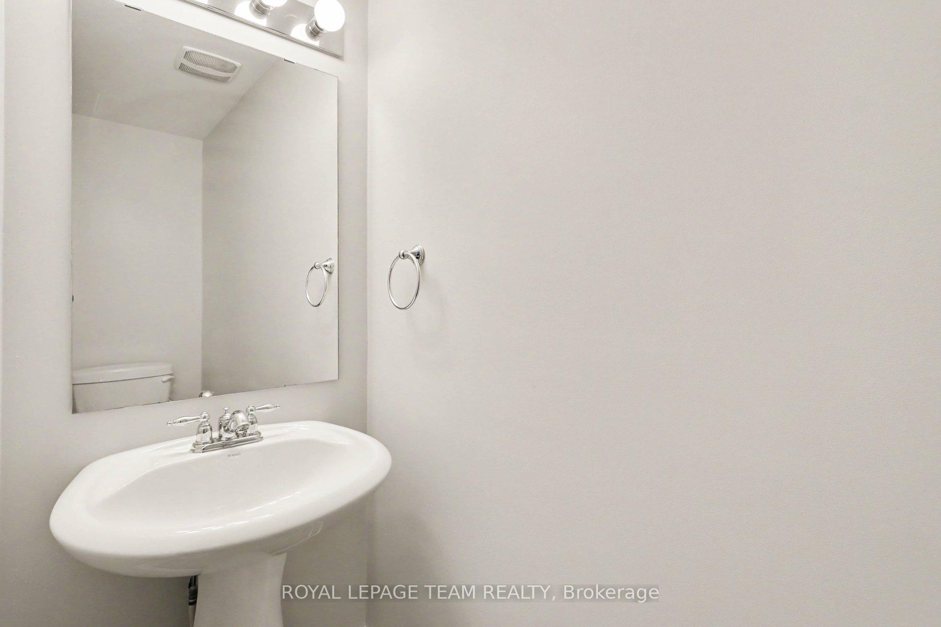 Photo 20 of 2100 Madrid Avenue, Ottawa, Barrhaven - Heritage Park — HOMEH