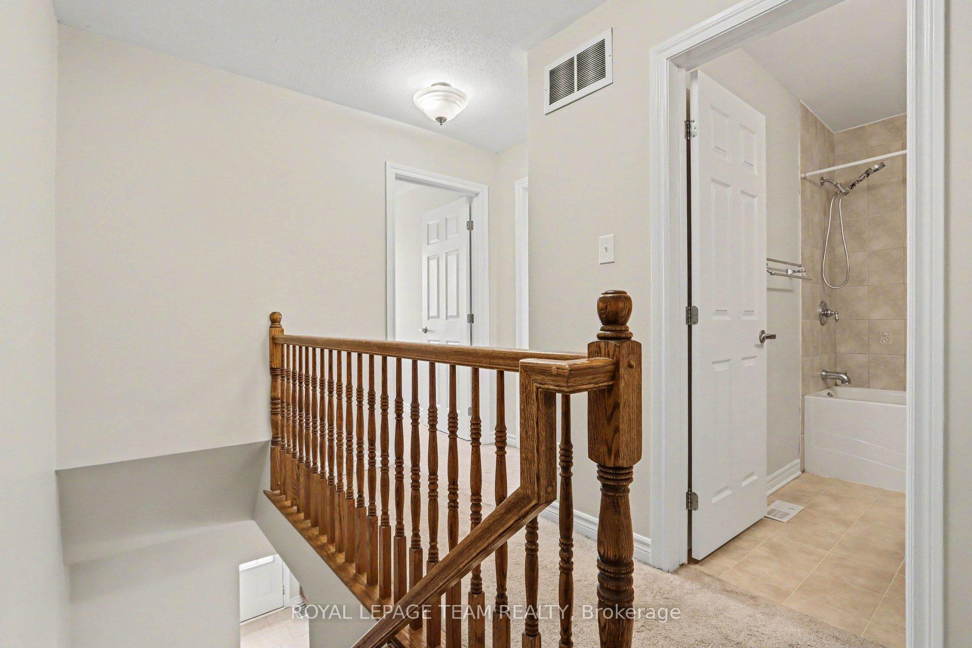 Photo 22 of 2100 Madrid Avenue, Ottawa, Barrhaven - Heritage Park — HOMEH