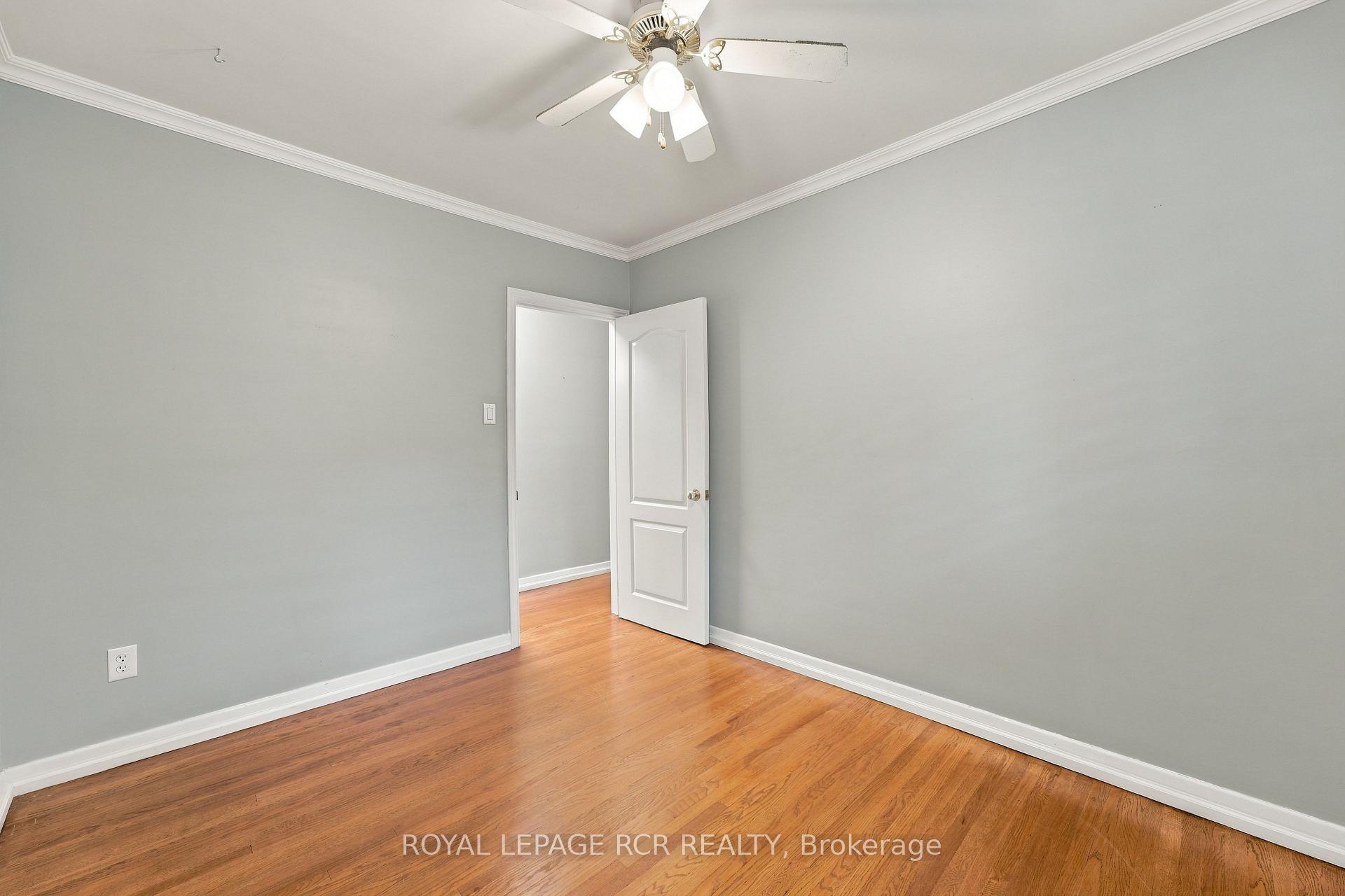 Photo 20 of 70 Tecumseh Drive, Aurora, Aurora Heights — HOMEH
