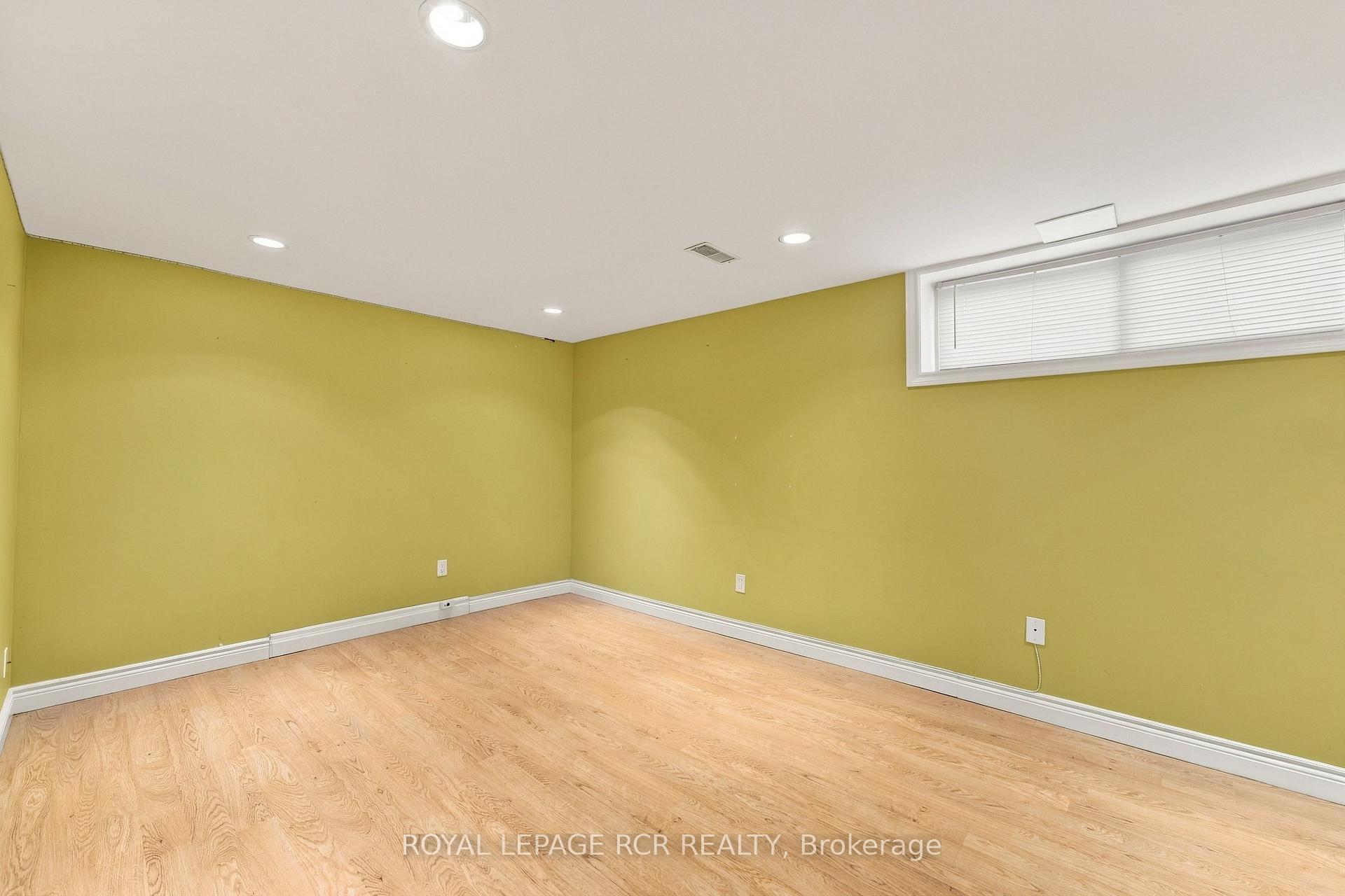 Photo 28 of 70 Tecumseh Drive, Aurora, Aurora Heights — HOMEH