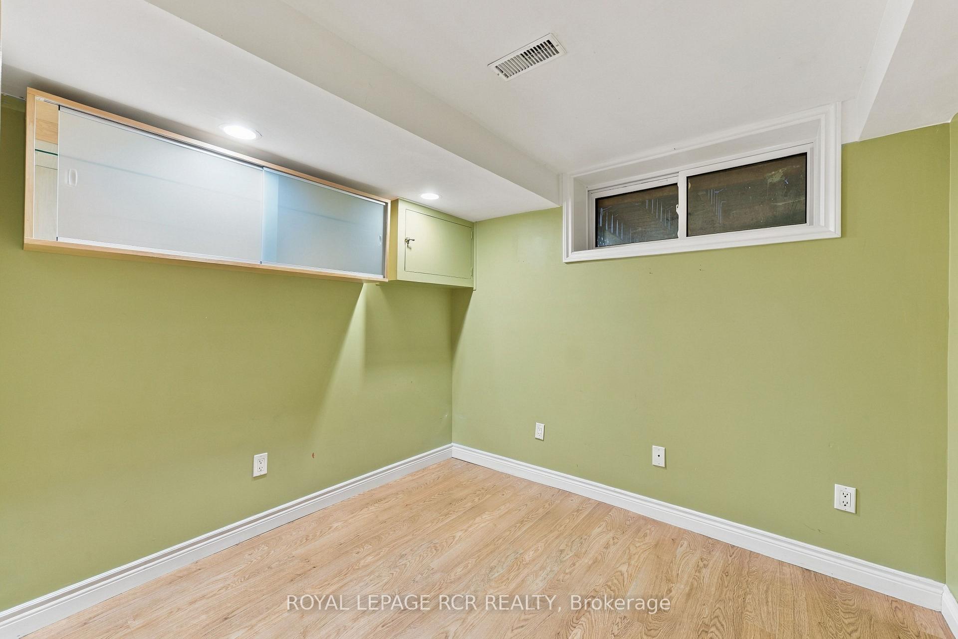Photo 30 of 70 Tecumseh Drive, Aurora, Aurora Heights — HOMEH