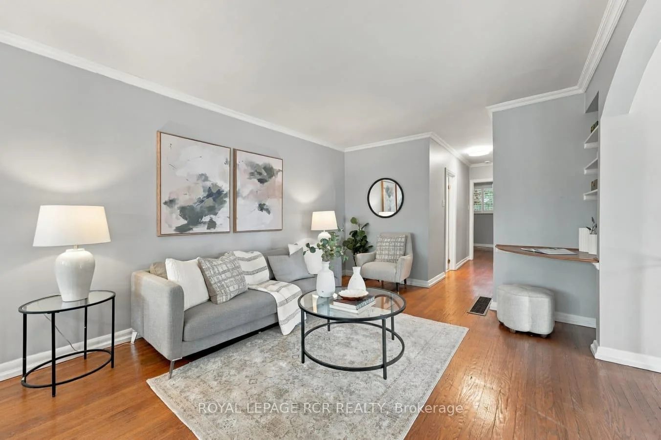 Photo 6 of 70 Tecumseh Drive, Aurora, Aurora Heights — HOMEH