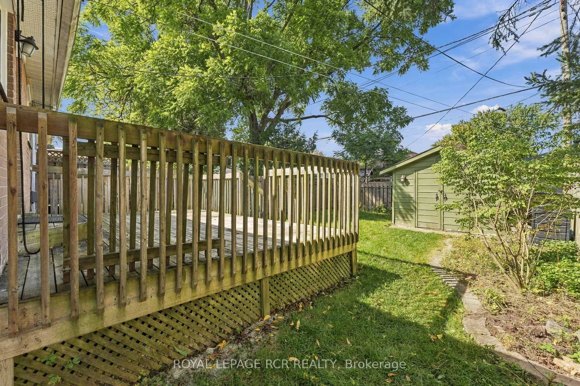 Photo 41 of 70 Tecumseh Drive, Aurora, Aurora Heights — HOMEH