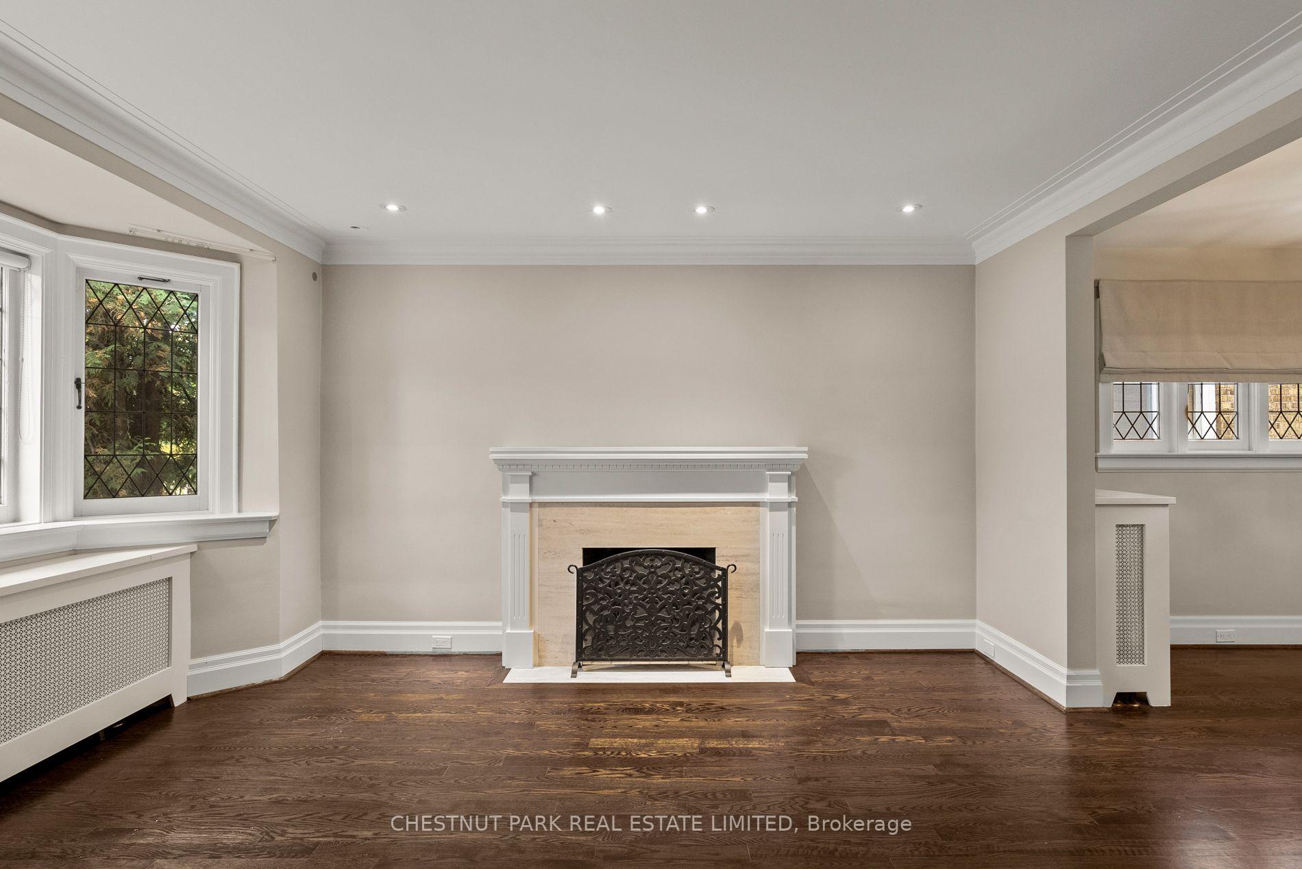 Photo 3 of 160 Cortleigh Boulevard, Toronto, Lawrence Park South — HOMEH