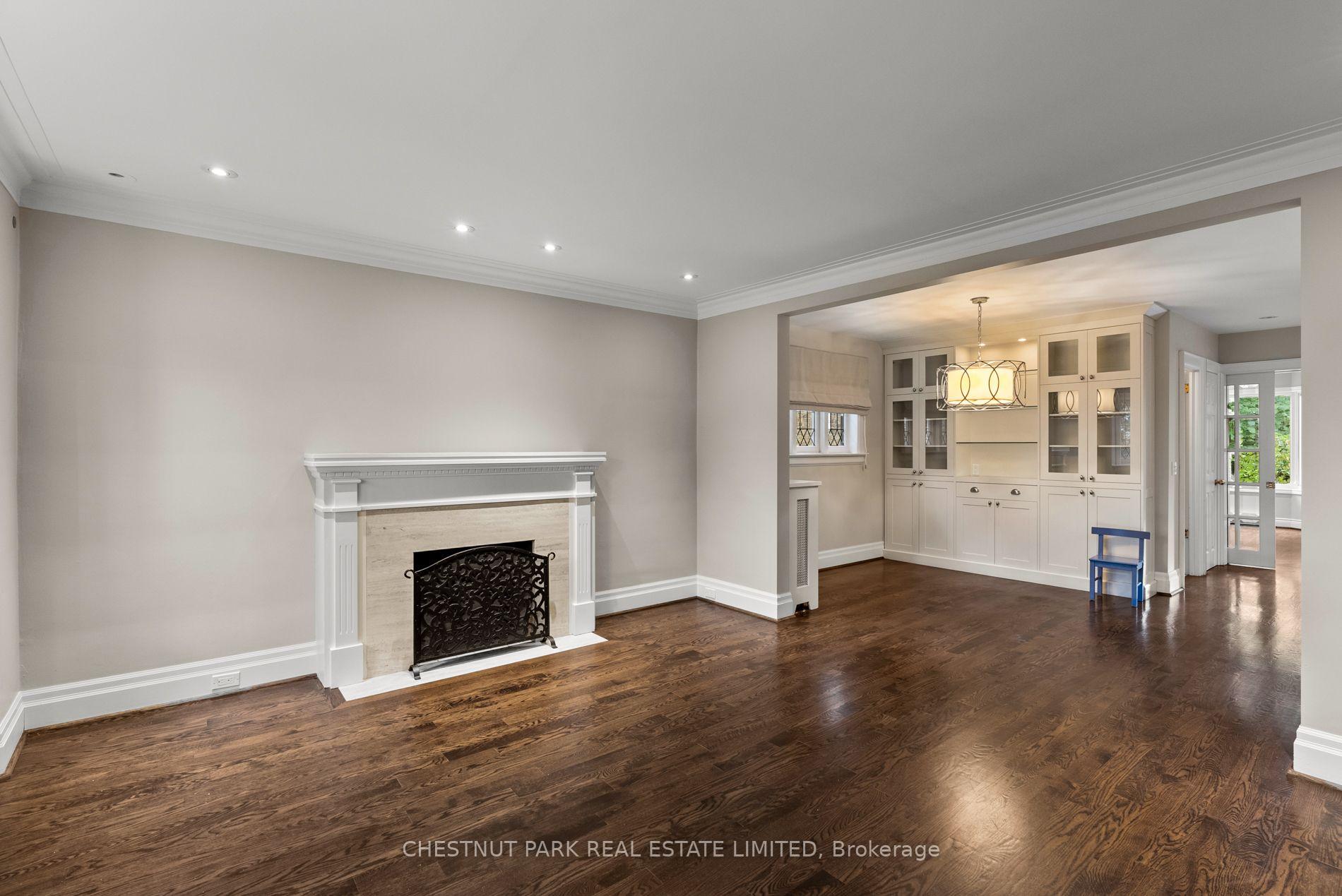 Photo 4 of 160 Cortleigh Boulevard, Toronto, Lawrence Park South — HOMEH