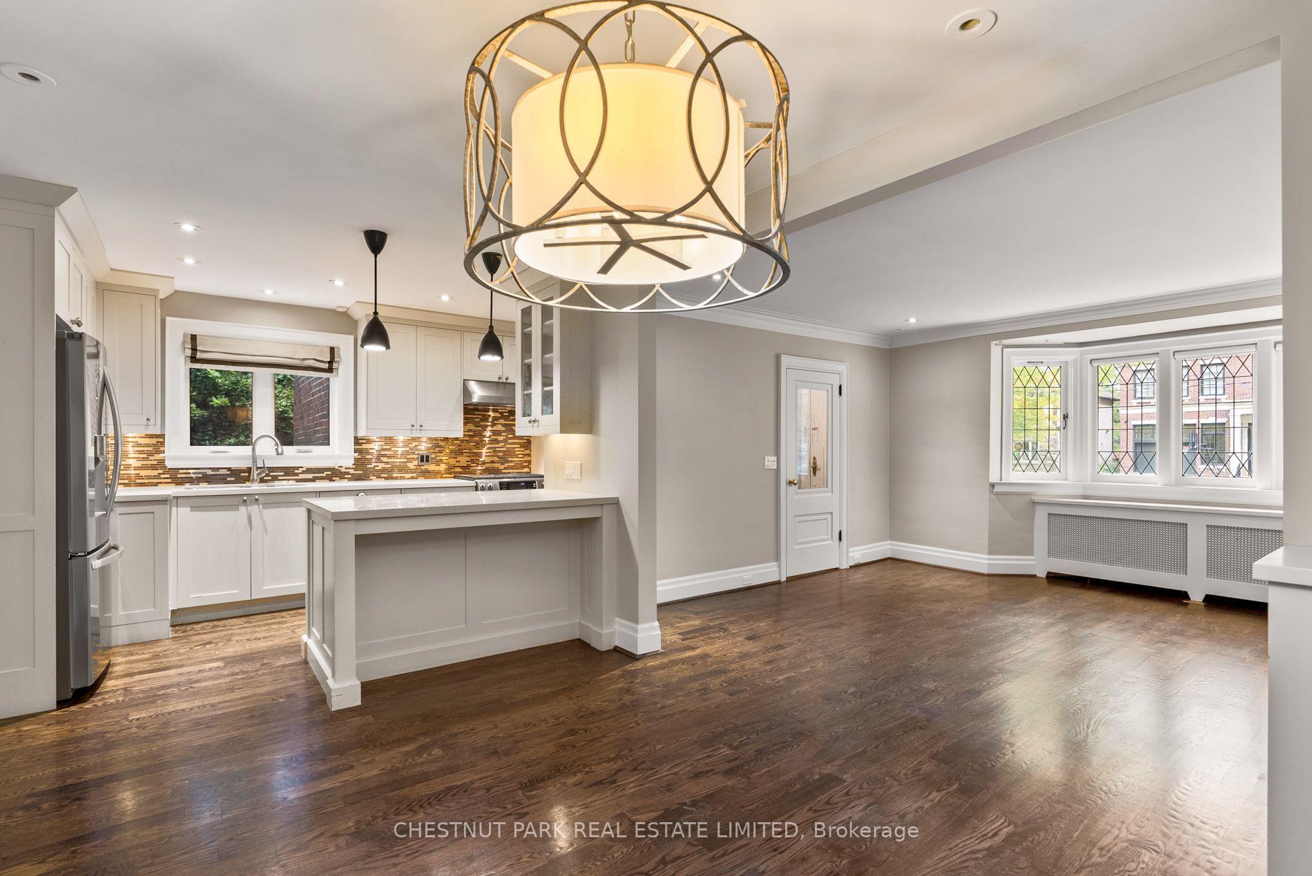 Photo 11 of 160 Cortleigh Boulevard, Toronto, Lawrence Park South — HOMEH
