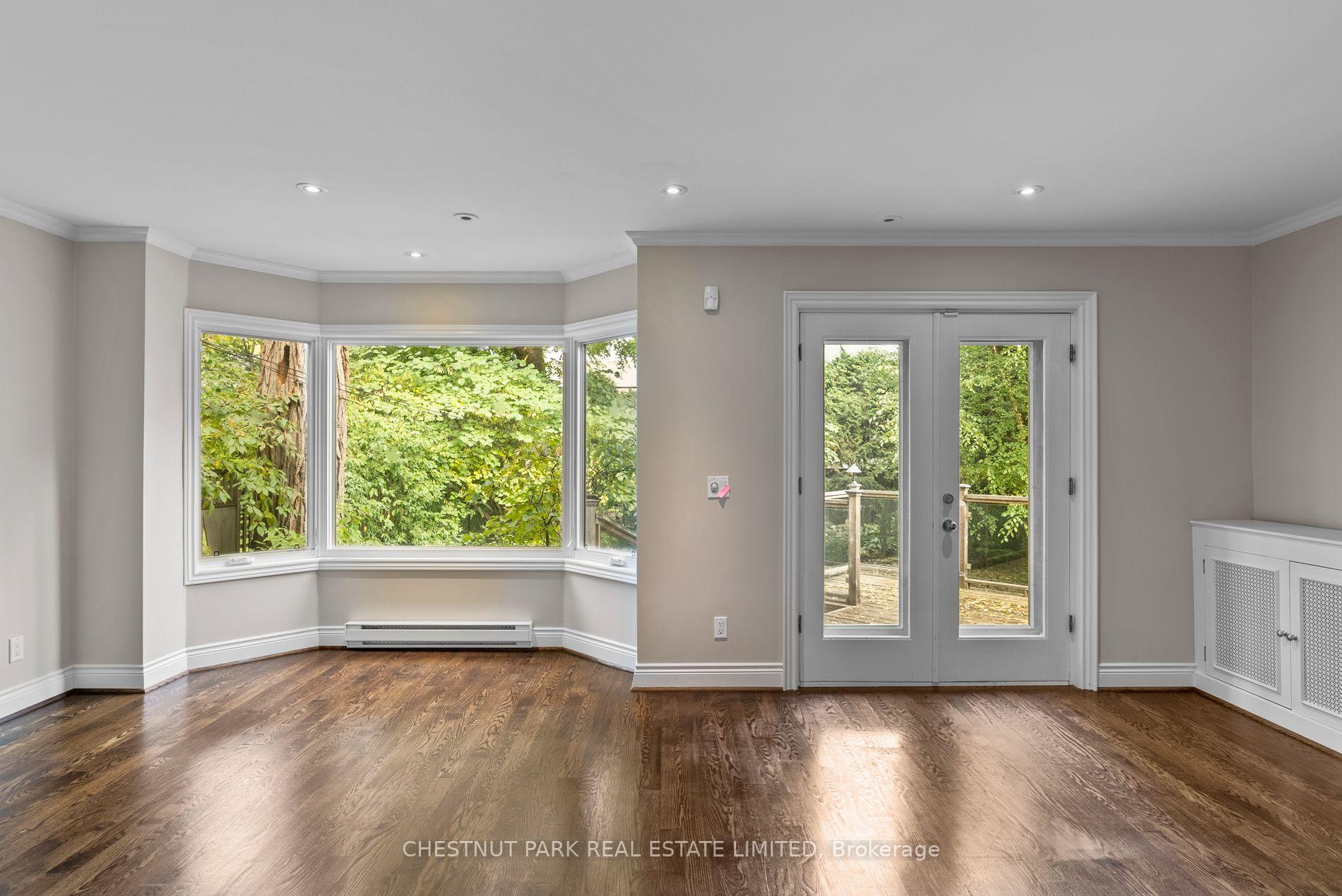 Photo 15 of 160 Cortleigh Boulevard, Toronto, Lawrence Park South — HOMEH