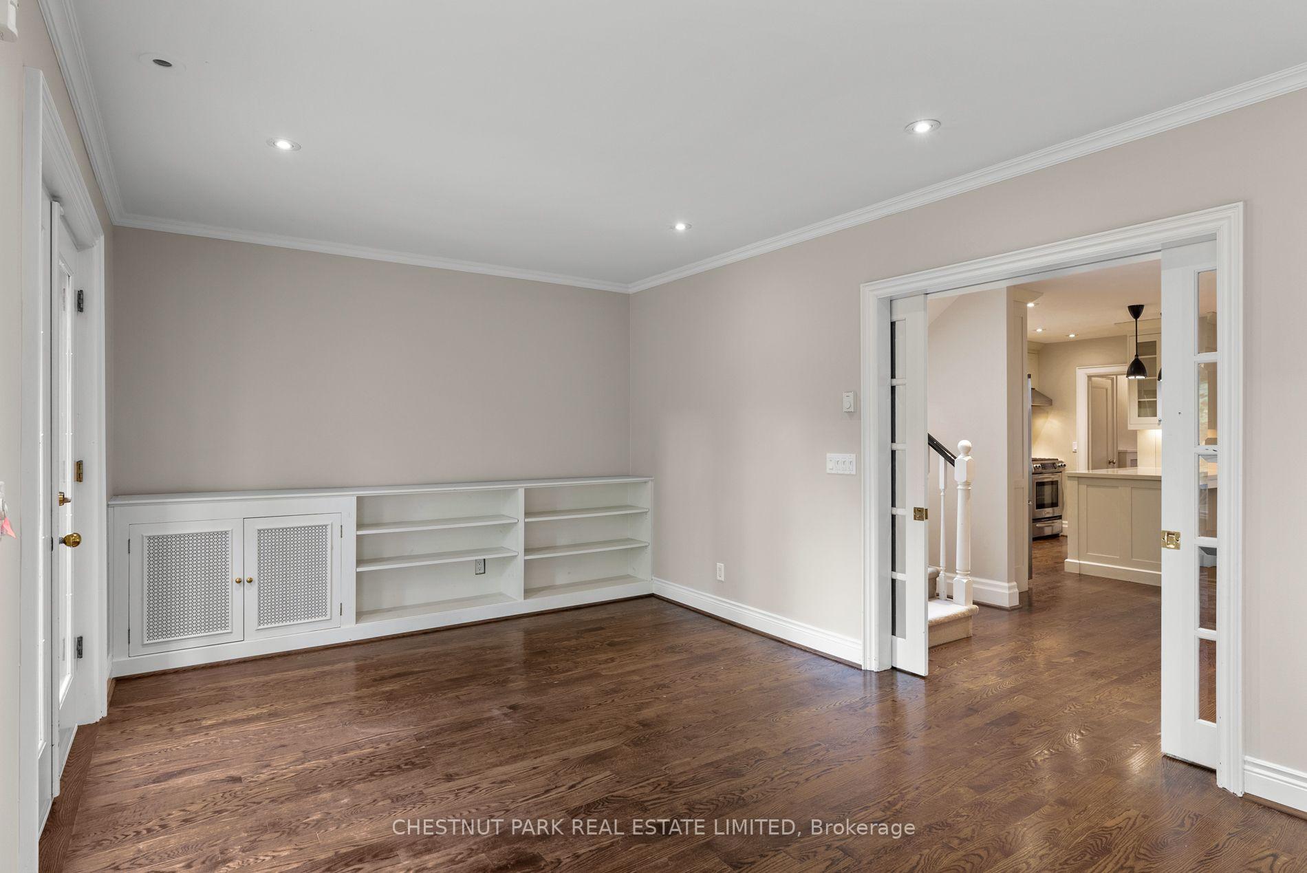 Photo 17 of 160 Cortleigh Boulevard, Toronto, Lawrence Park South — HOMEH