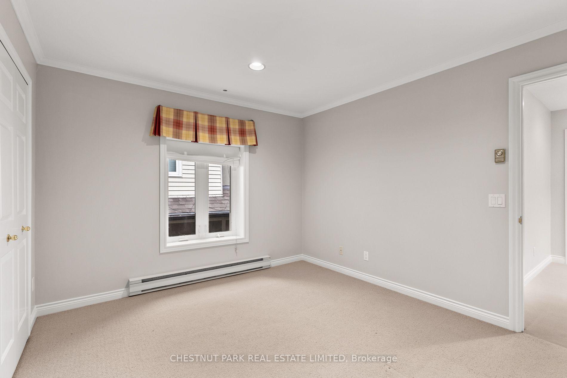 Photo 23 of 160 Cortleigh Boulevard, Toronto, Lawrence Park South — HOMEH