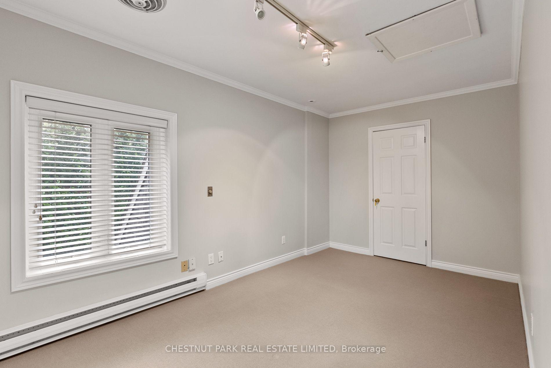 Photo 25 of 160 Cortleigh Boulevard, Toronto, Lawrence Park South — HOMEH