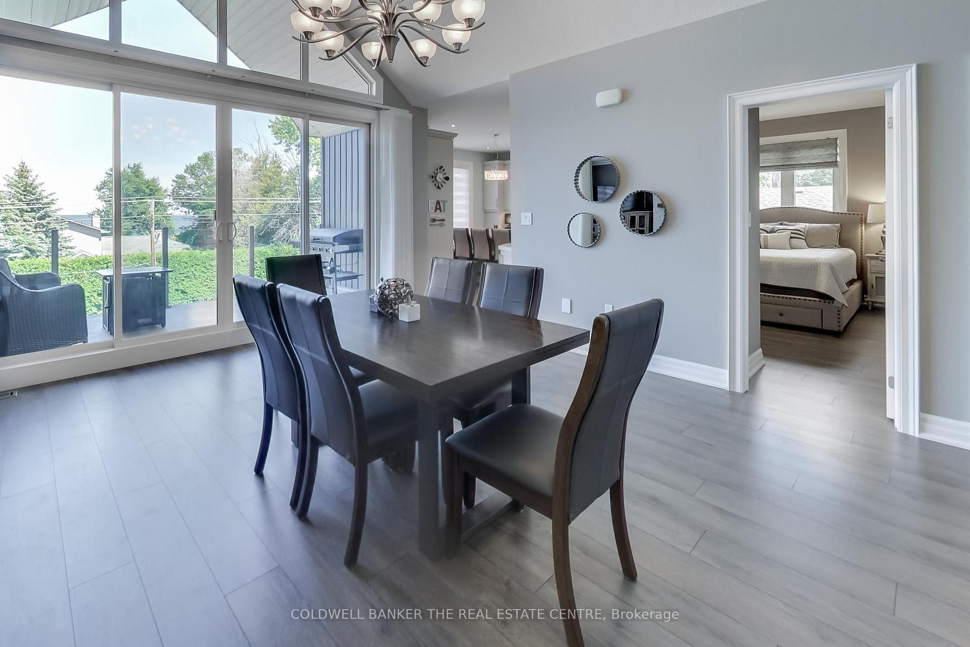 Photo 8 of 224 Lakeshore Road E, Oro-Medonte, Rural Oro-Medonte — HOMEH