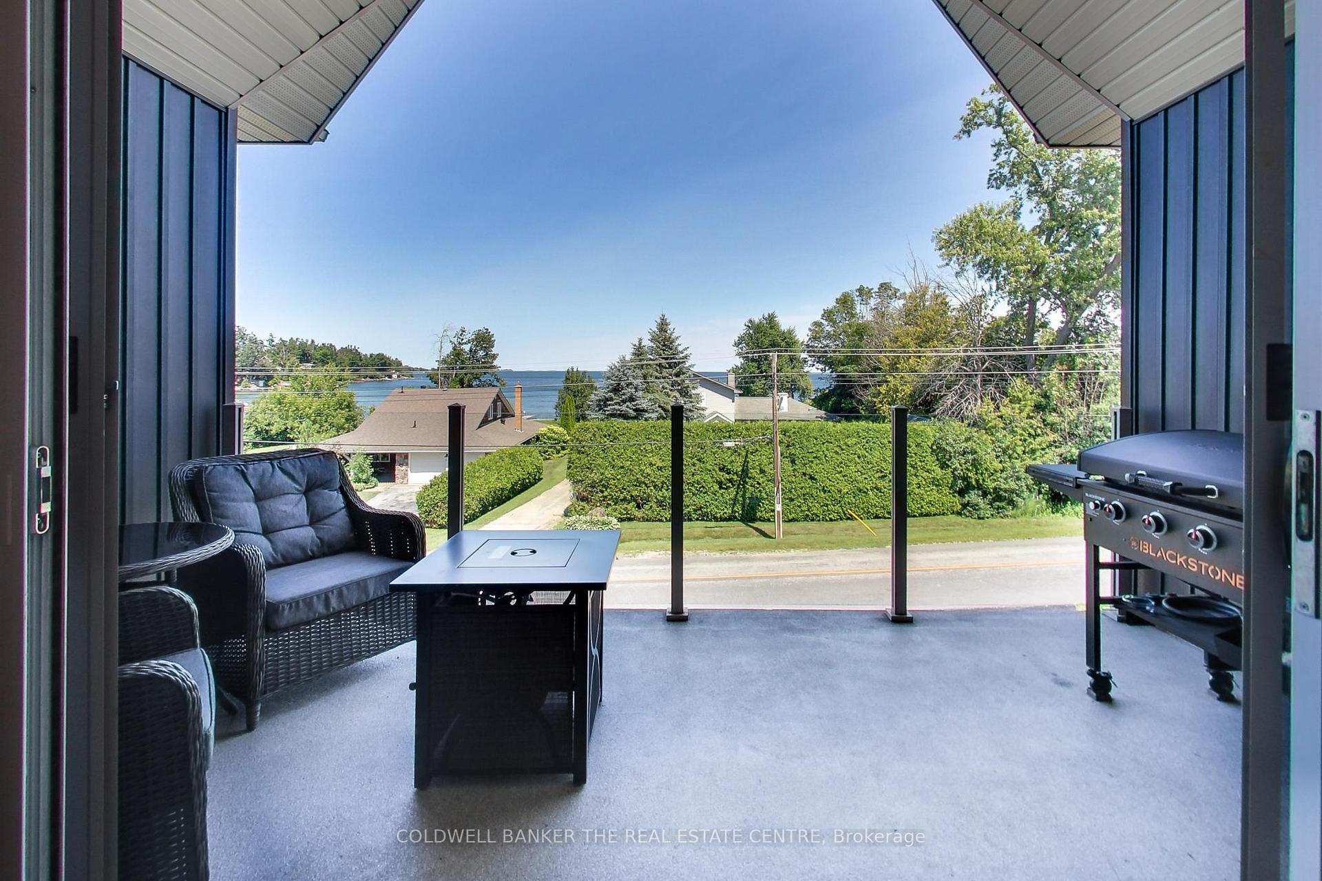 Photo 9 of 224 Lakeshore Road E, Oro-Medonte, Rural Oro-Medonte — HOMEH