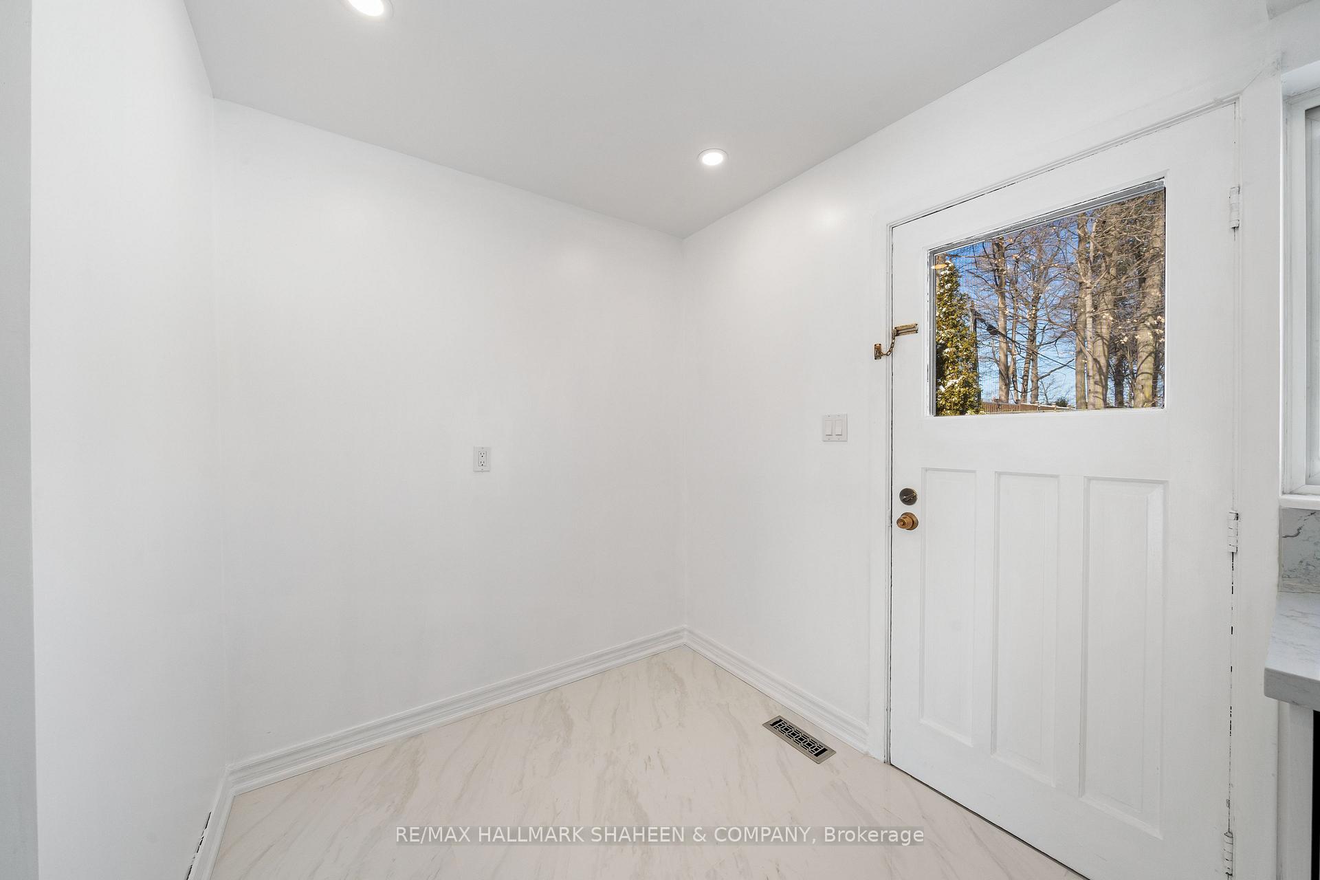 Photo 7 of Unit Main, 96 Rameau Drive, North York, Hillcrest Village — HOMEH