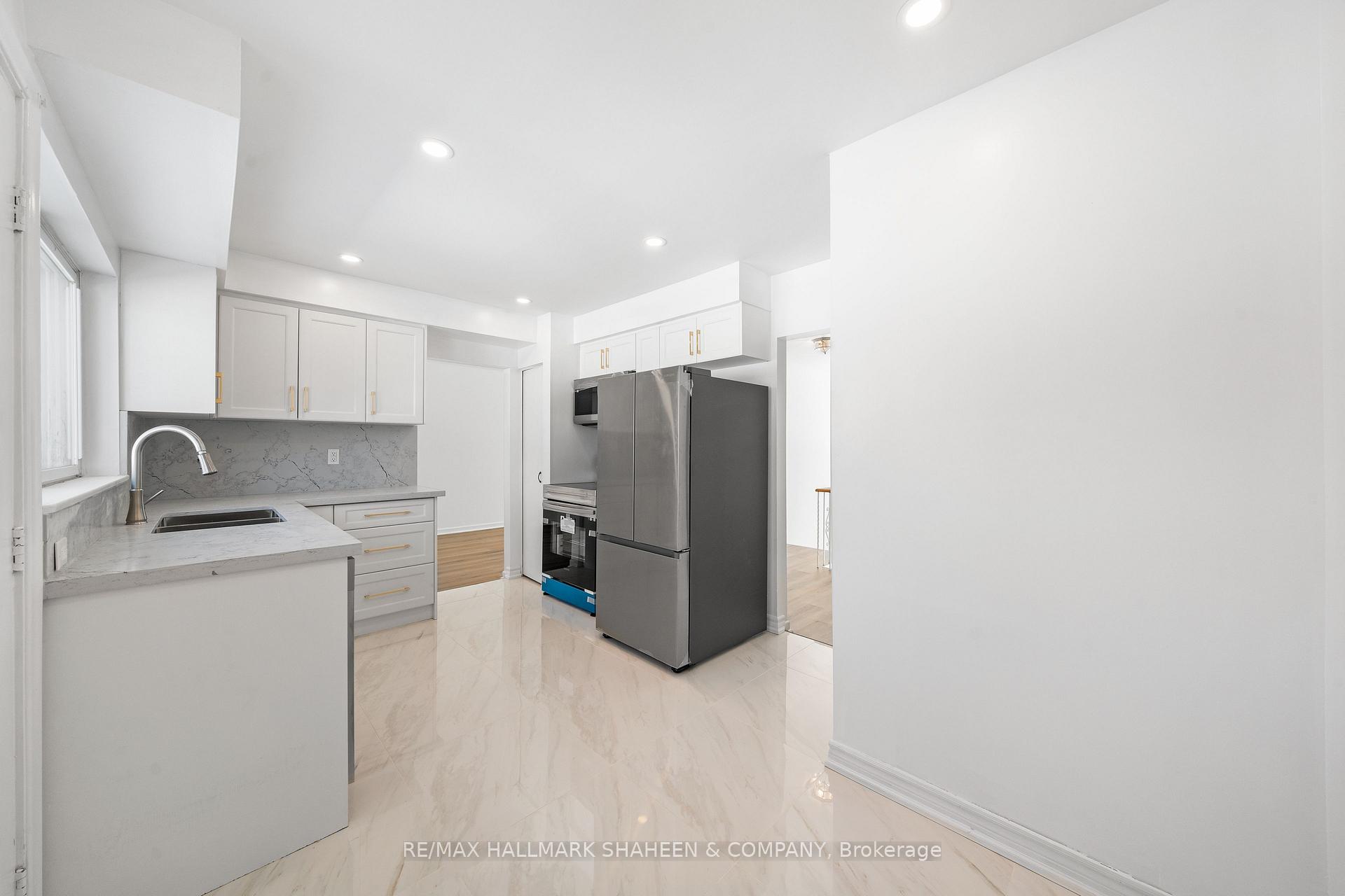 Photo 9 of Unit Main, 96 Rameau Drive, North York, Hillcrest Village — HOMEH