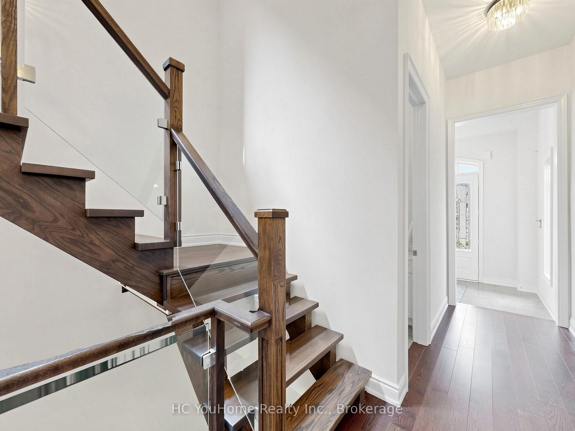 Photo 21 of 70 Threshing Mill Boulevard, Oakville, Glenorchy — HOMEH