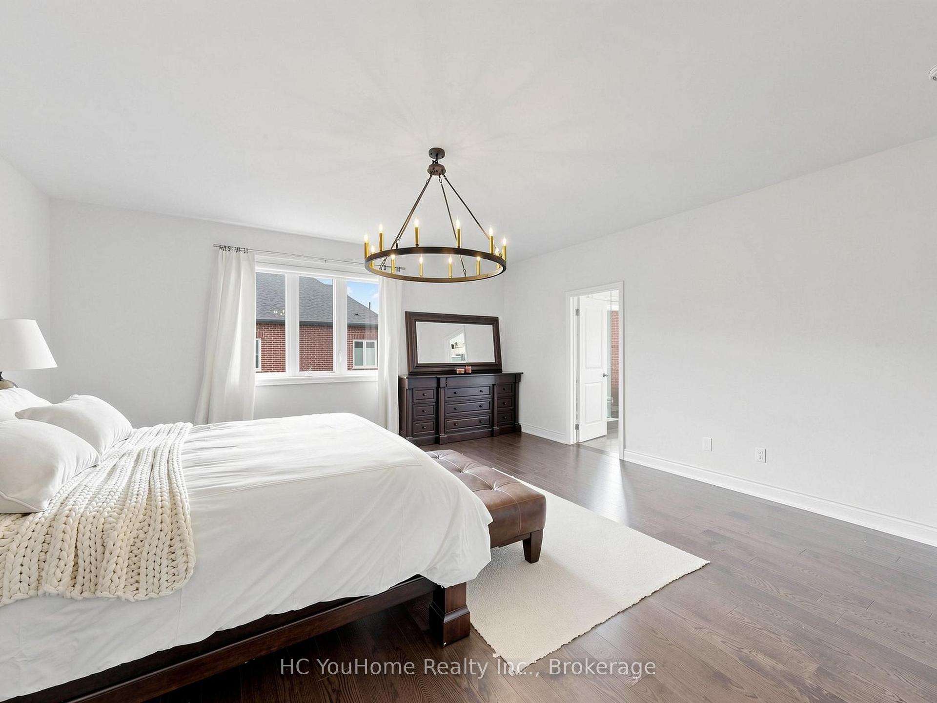 Photo 24 of 70 Threshing Mill Boulevard, Oakville, Glenorchy — HOMEH
