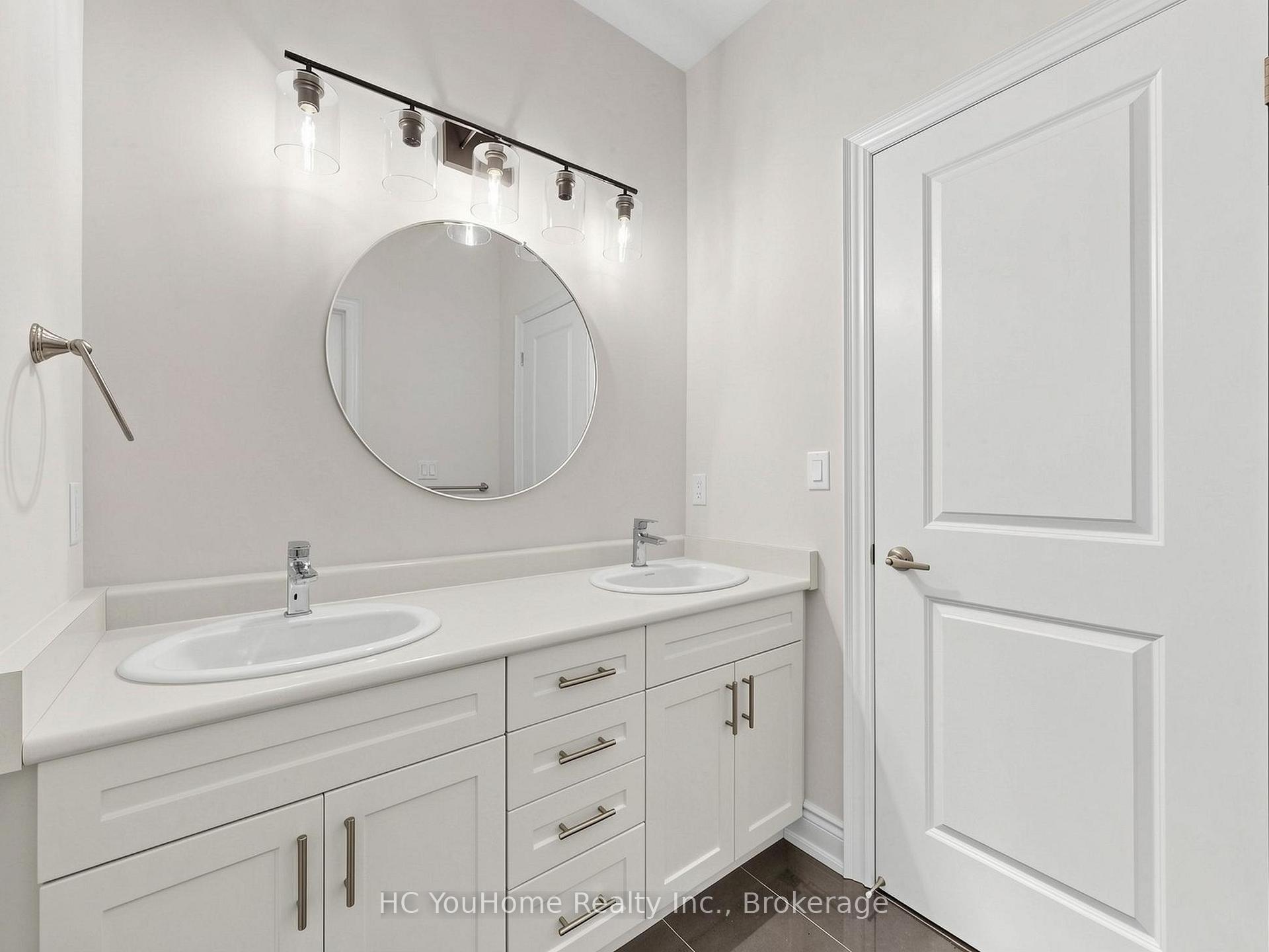 Photo 32 of 70 Threshing Mill Boulevard, Oakville, Glenorchy — HOMEH