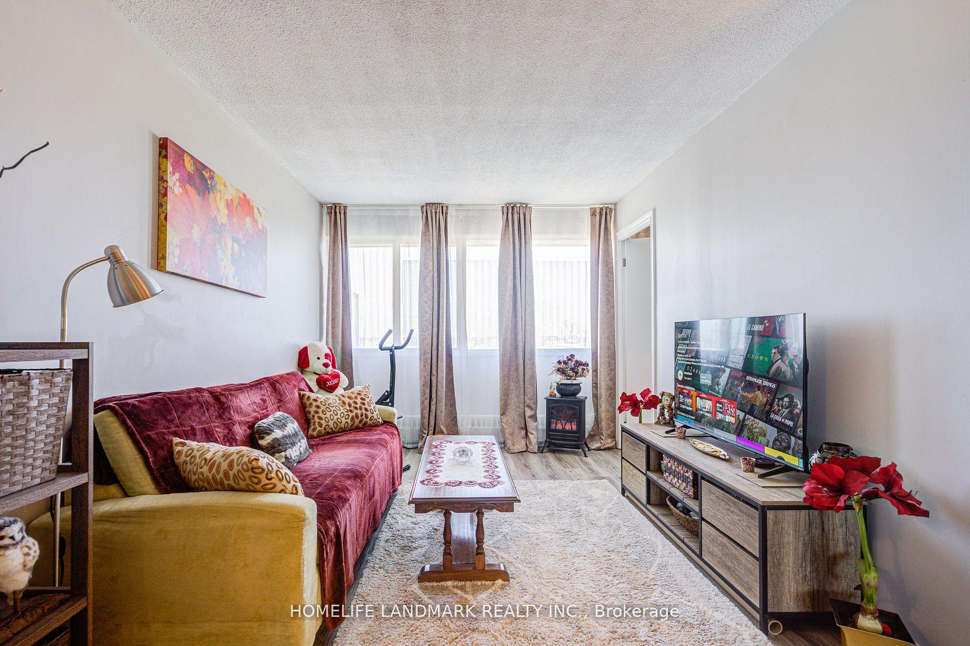 Photo 5 of Unit 2501, 715 Don Mills Road, Toronto, Flemingdon Park — HOMEH
