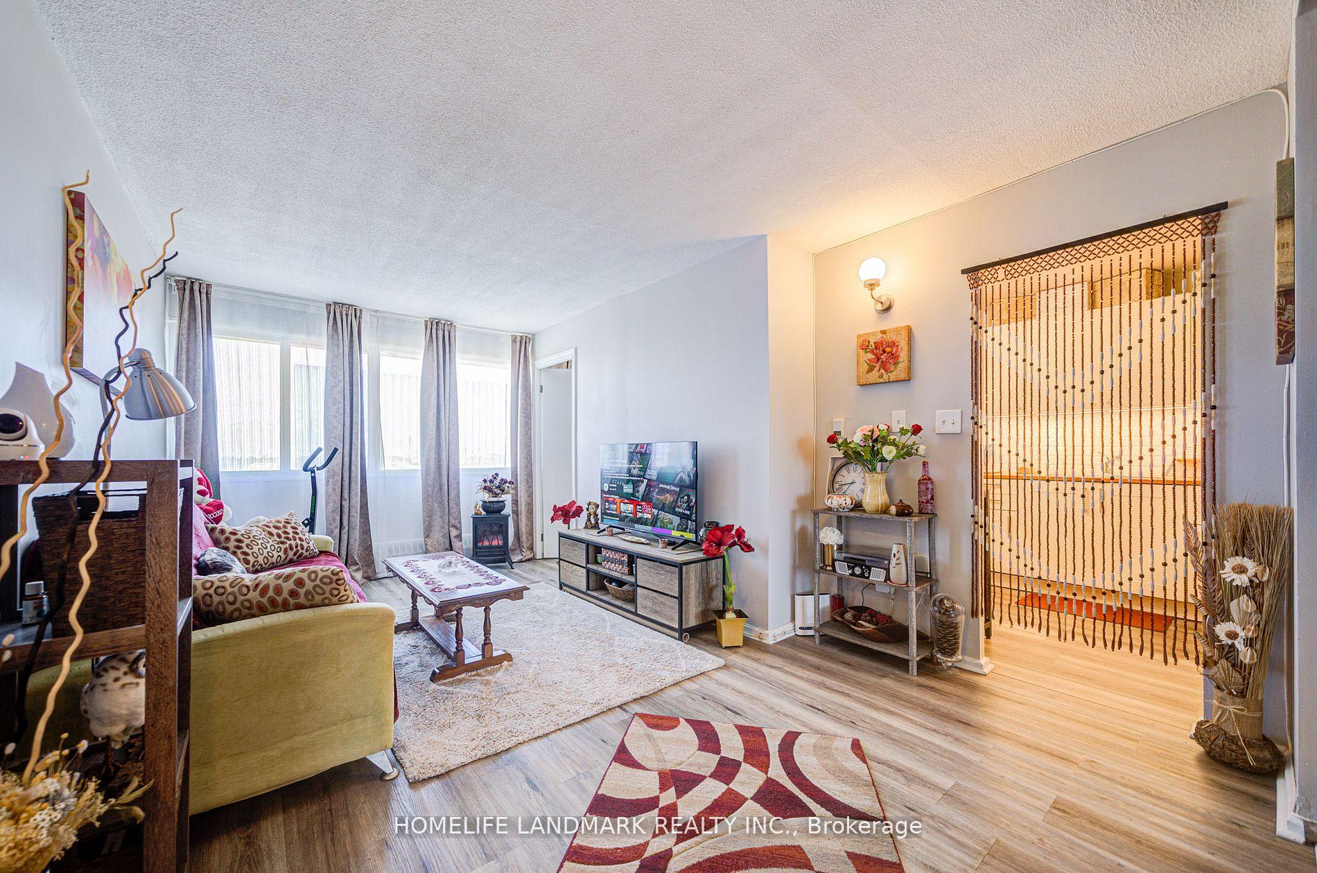 Photo 6 of Unit 2501, 715 Don Mills Road, Toronto, Flemingdon Park — HOMEH