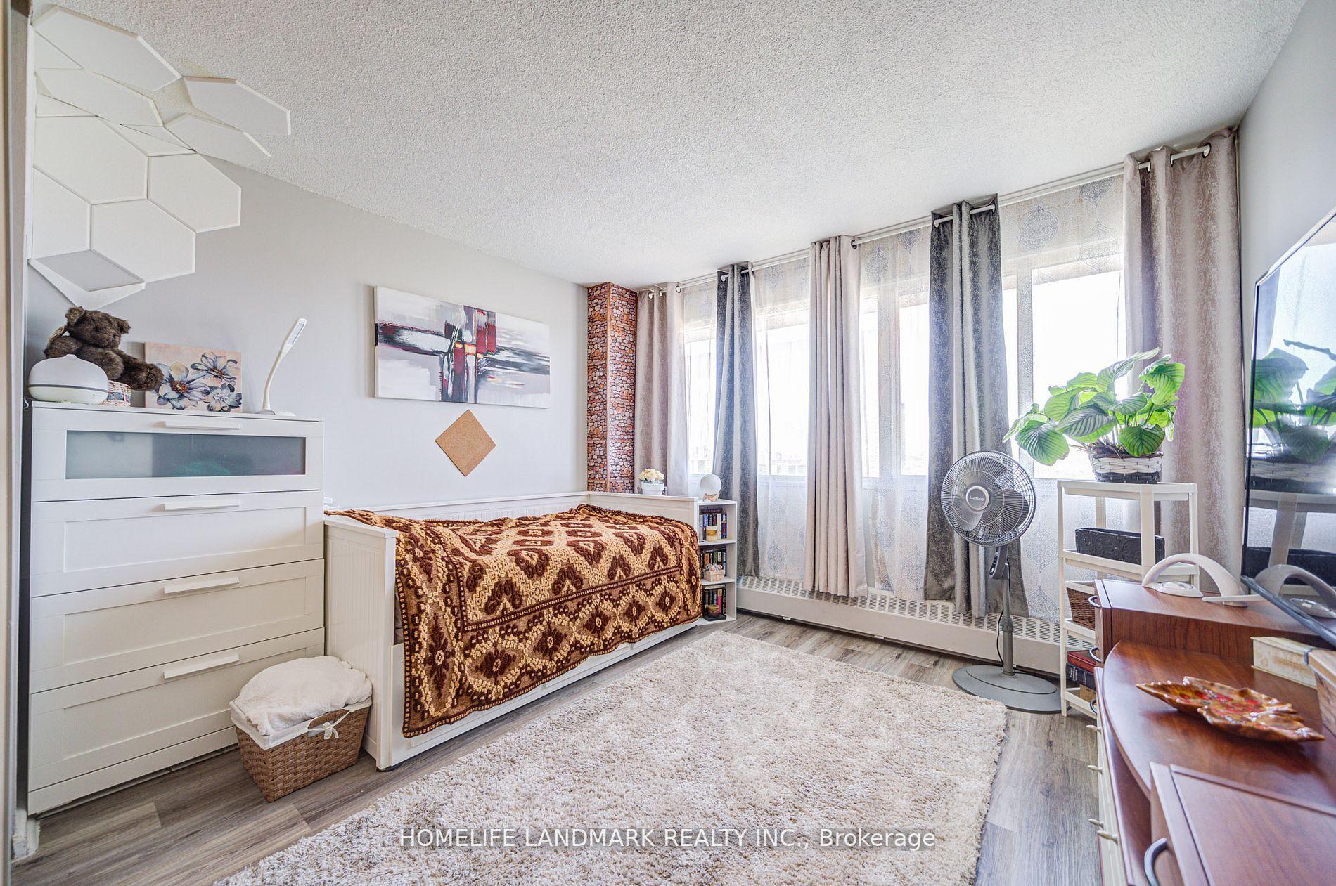 Photo 9 of Unit 2501, 715 Don Mills Road, Toronto, Flemingdon Park — HOMEH