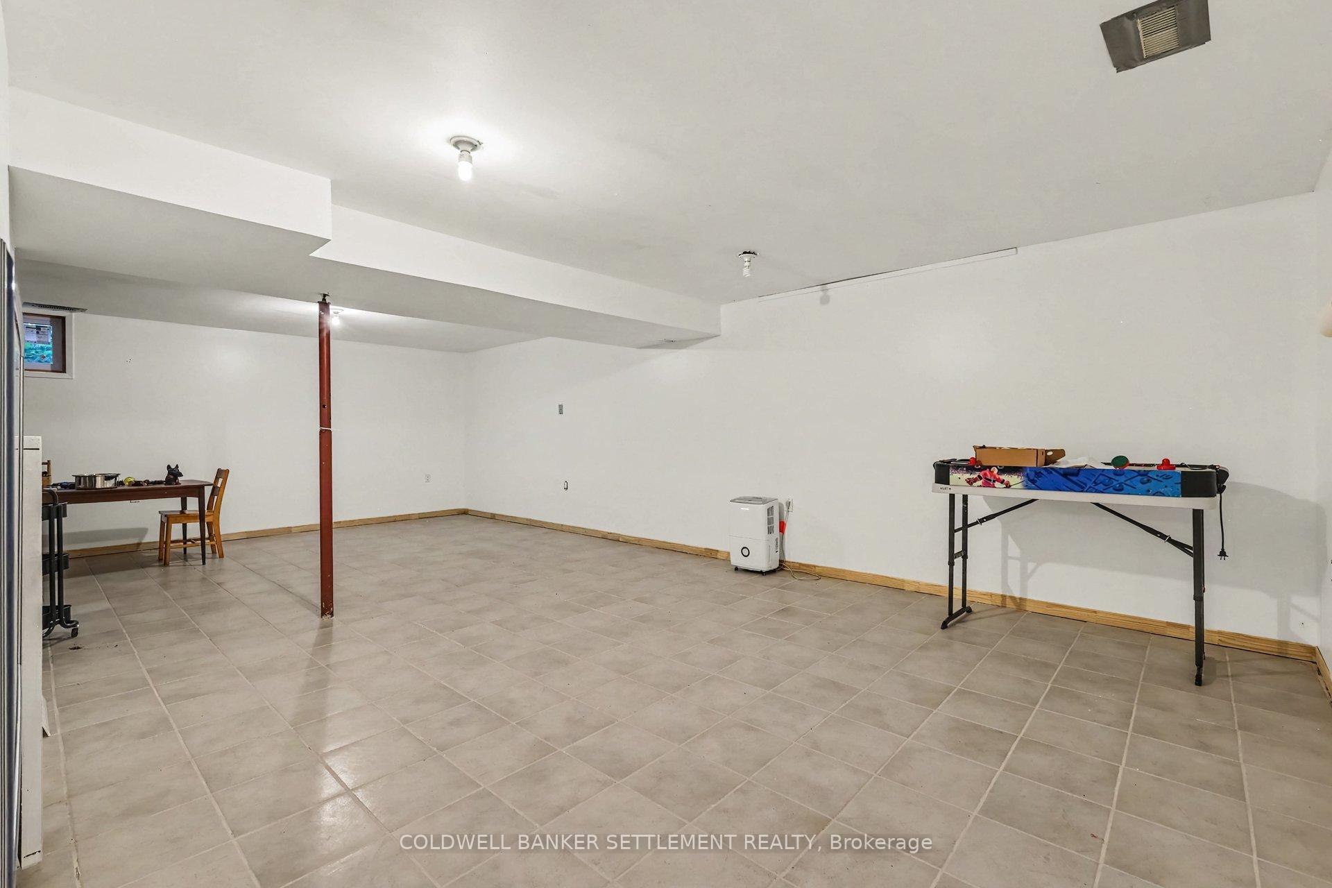 Photo 27 of 346 Norris Road, Tay Valley, Bathurst/Burgess & Sherbrooke (Bathurst) Twp — HOMEH