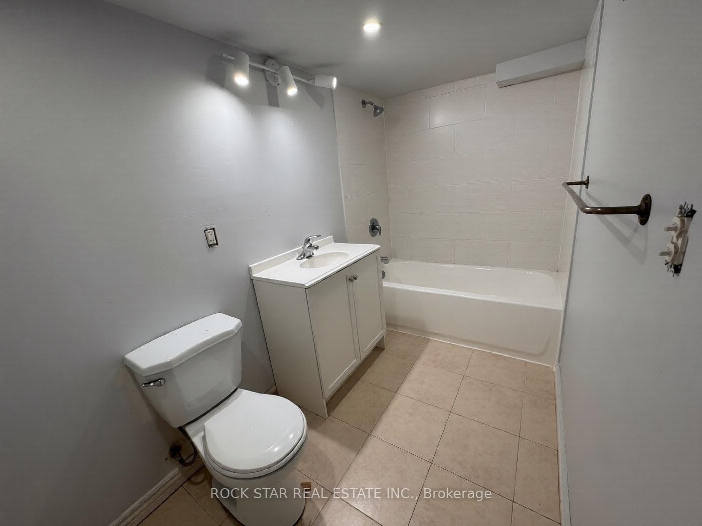 Photo 12 of 75-77 Sherman Avenue S, Hamilton, Gibson — HOMEH
