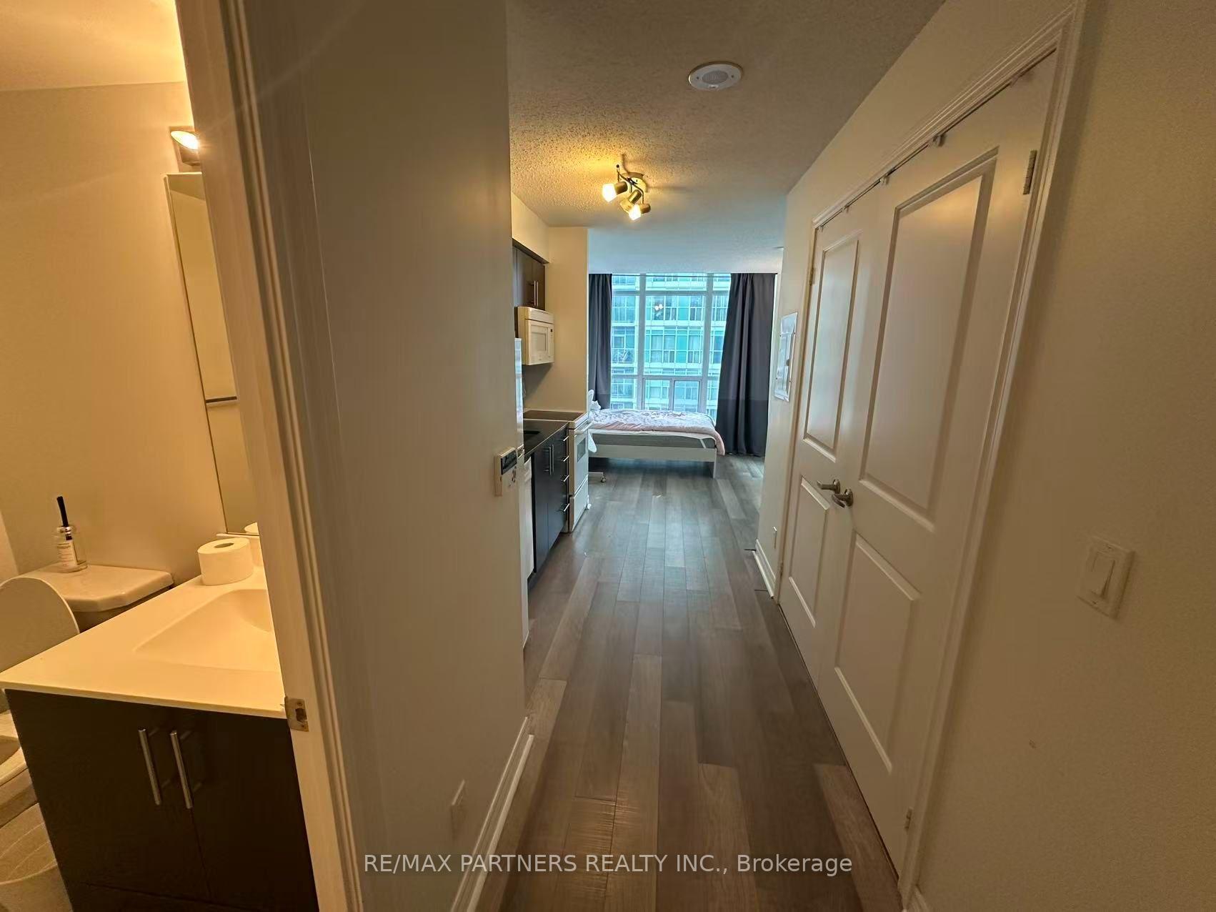 Photo 3 of Unit 607, 50 Town Centre Court, Scarborough, Bendale — HOMEH