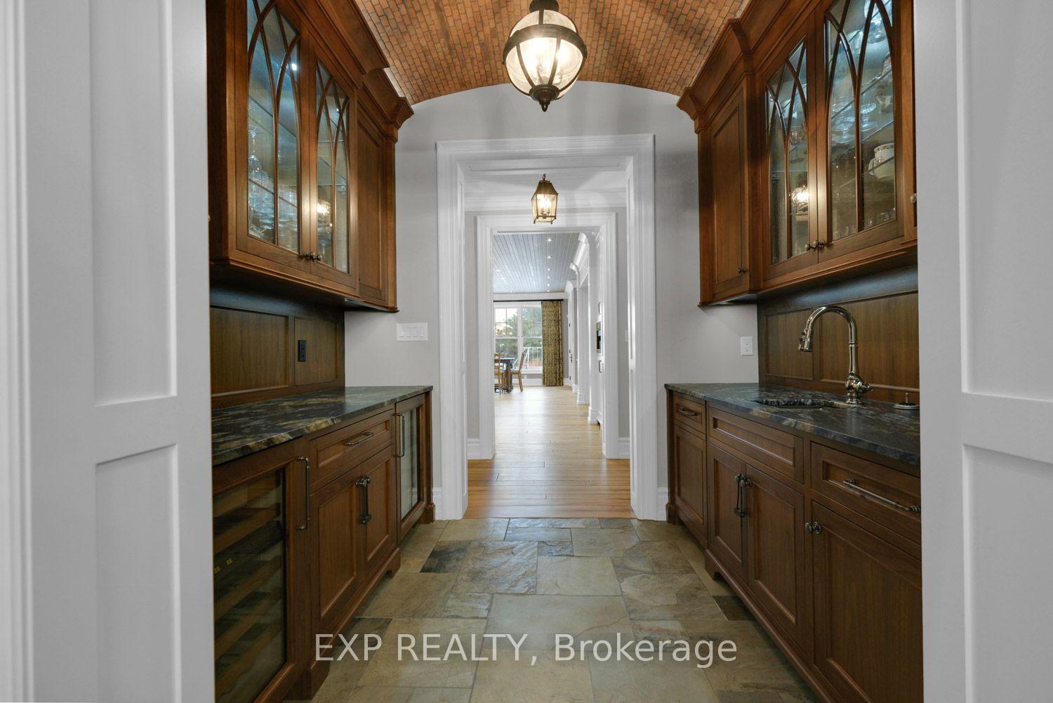 Photo 12 of 21 Edgewild Drive, Caledon, Palgrave — HOMEH