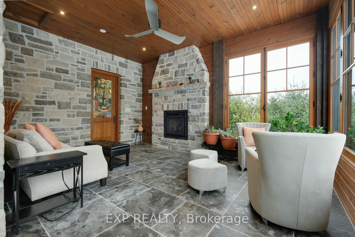 Photo 15 of 21 Edgewild Drive, Caledon, Palgrave — HOMEH