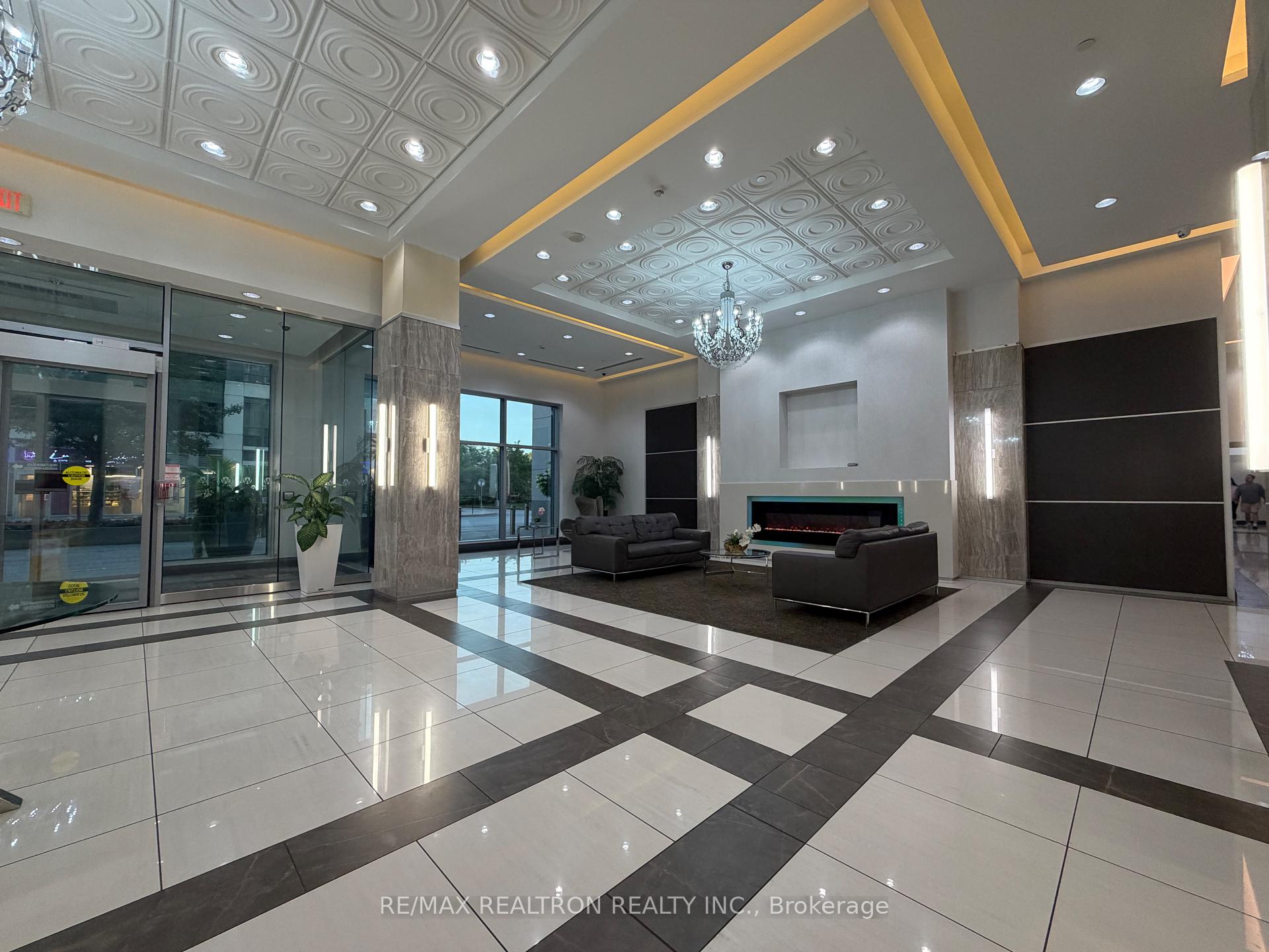 Photo 7 of Unit 1703, 7171 Yonge Street, Markham, Grandview — HOMEH