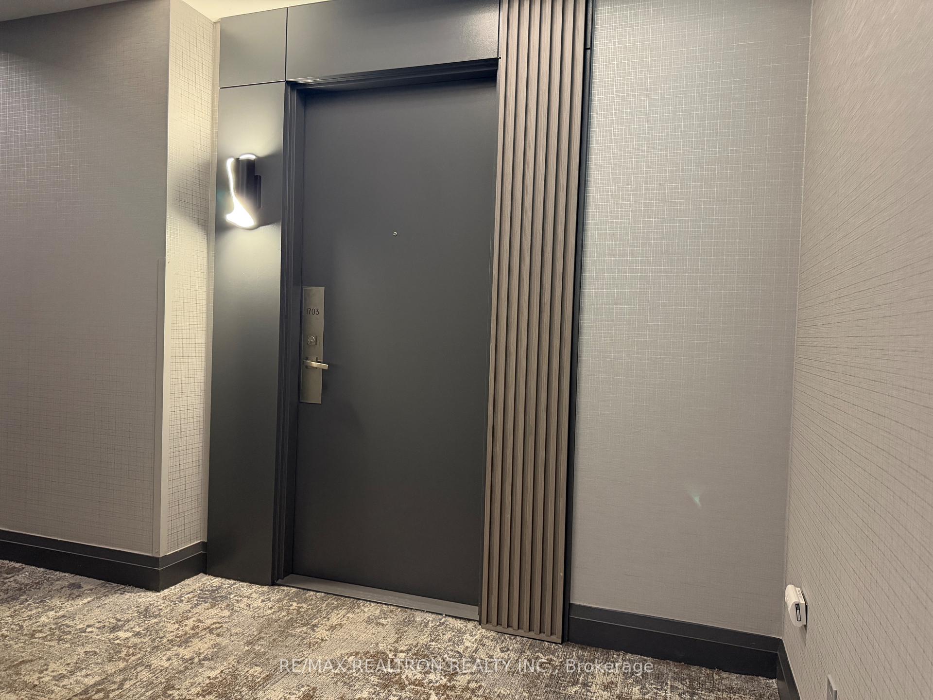Photo 12 of Unit 1703, 7171 Yonge Street, Markham, Grandview — HOMEH