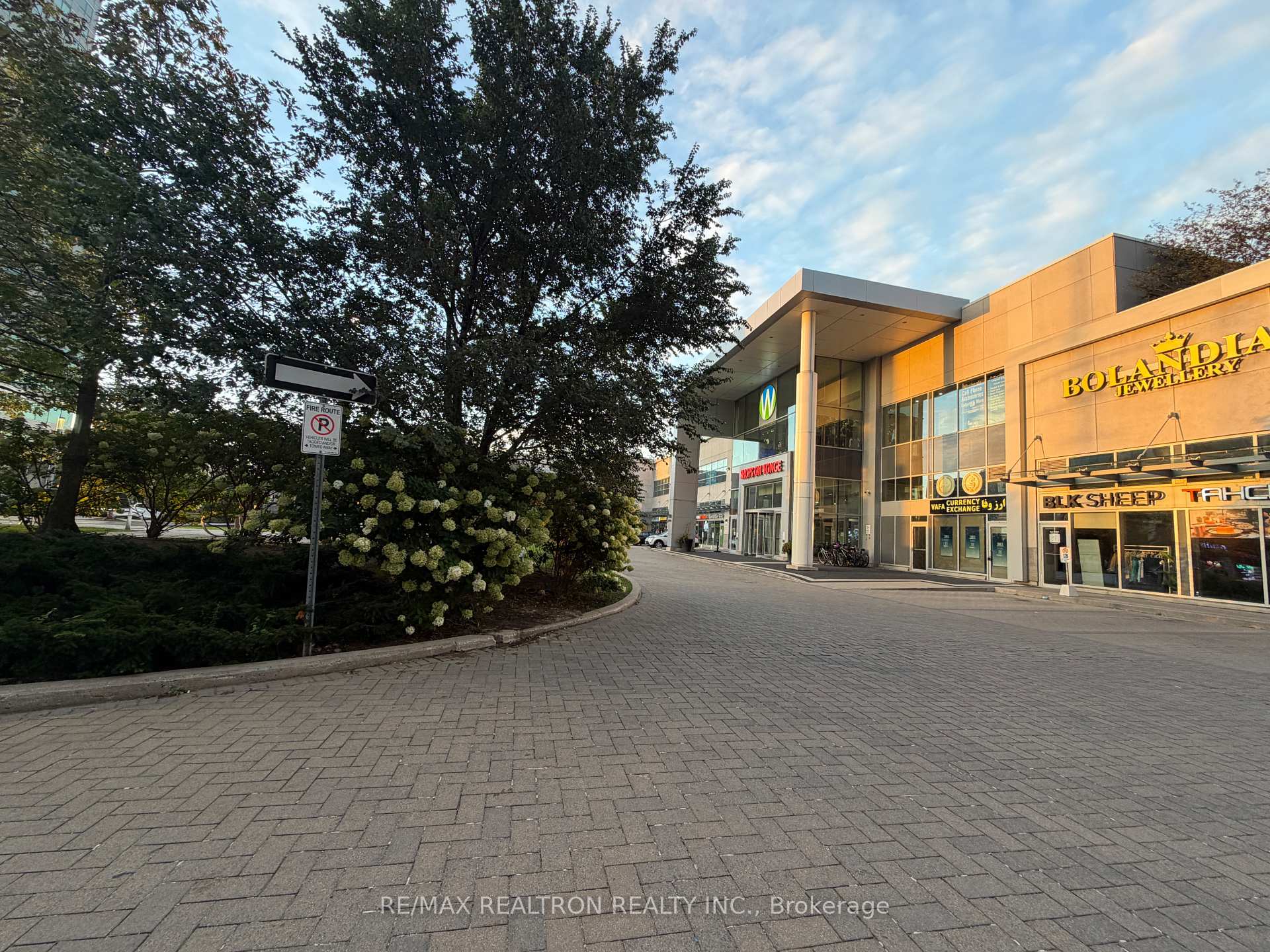 Photo 30 of Unit 1703, 7171 Yonge Street, Markham, Grandview — HOMEH