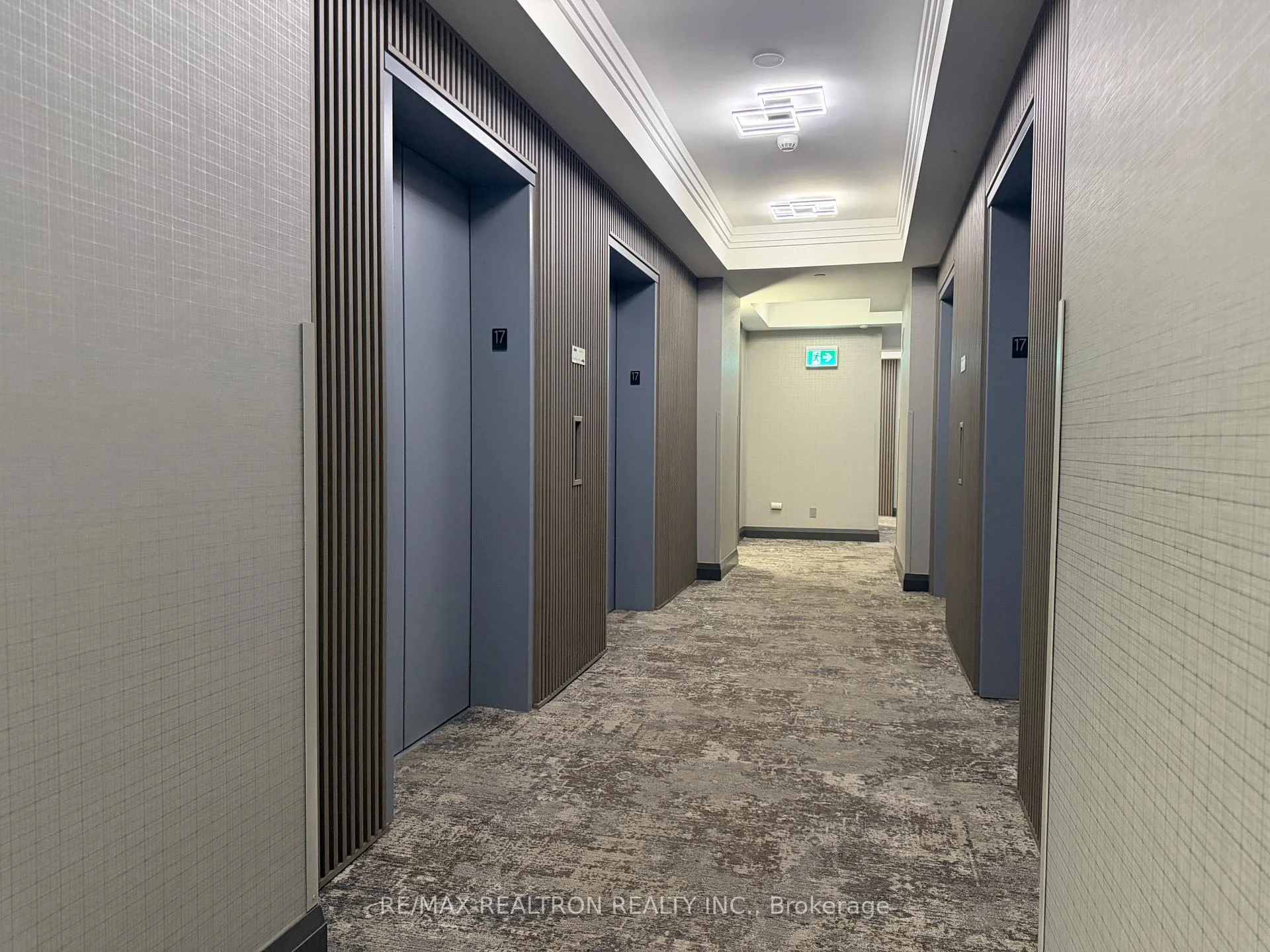 Photo 10 of Unit 1703, 7171 Yonge Street, Markham, Grandview — HOMEH