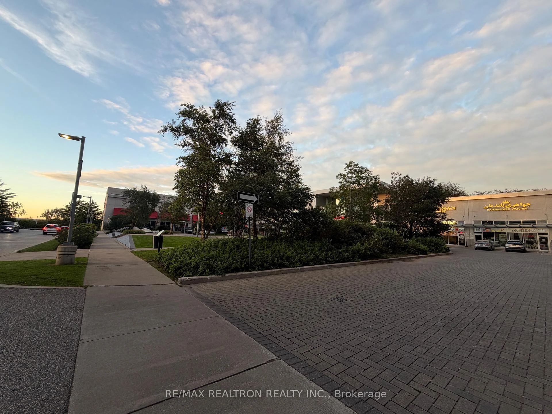 Photo 31 of Unit 1703, 7171 Yonge Street, Markham, Grandview — HOMEH