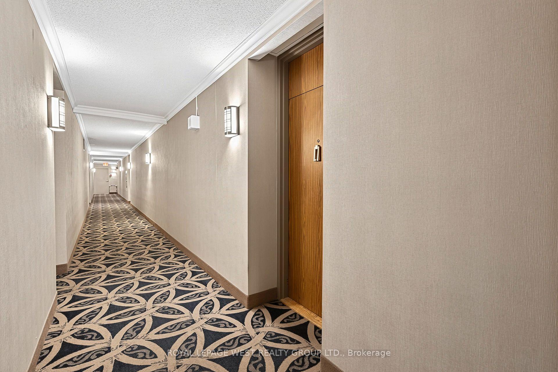 Photo 11 of Unit 413, 240 Scarlett Road W, Toronto, Rockcliffe-Smythe — HOMEH