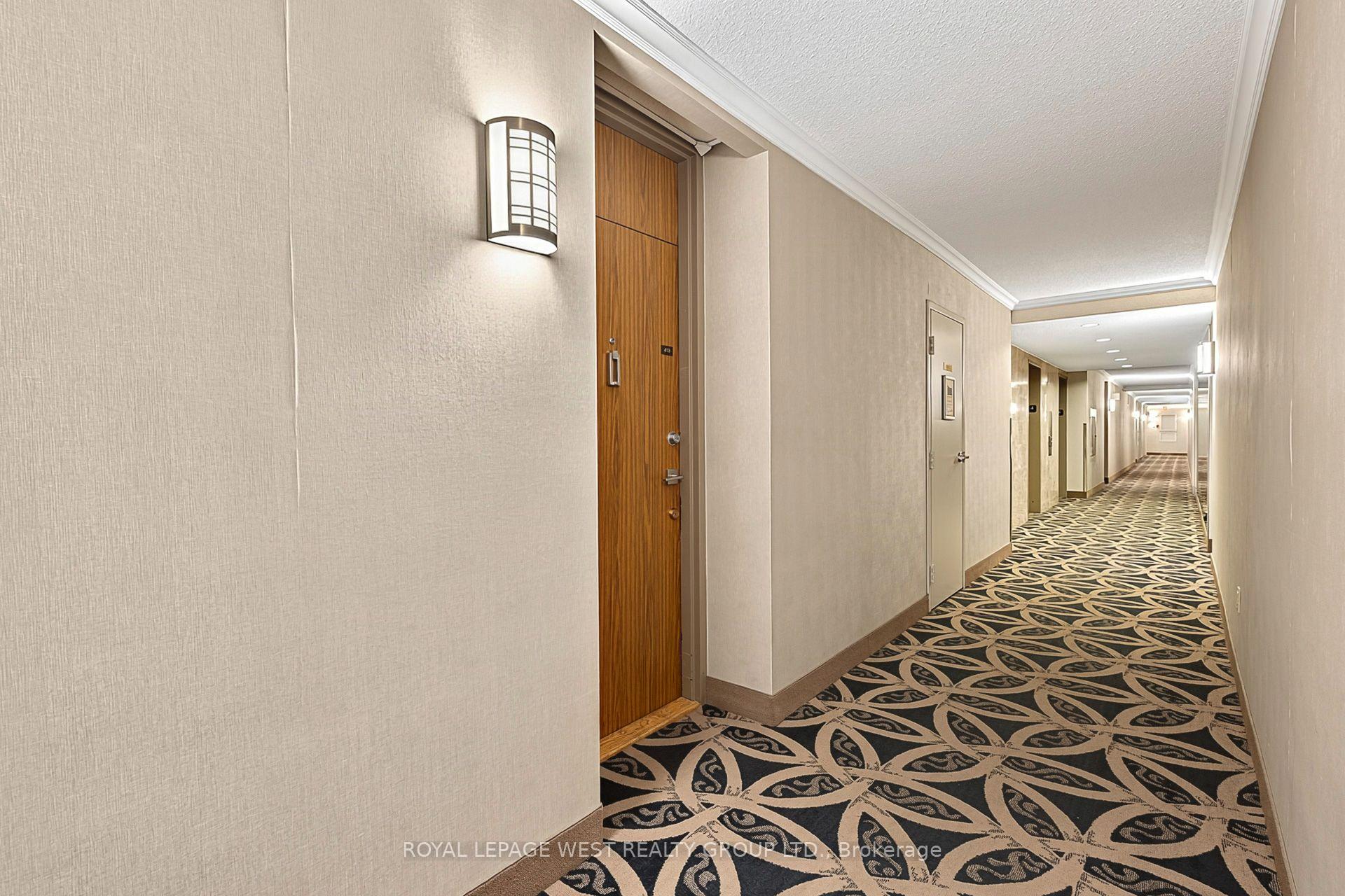 Photo 12 of Unit 413, 240 Scarlett Road W, Toronto, Rockcliffe-Smythe — HOMEH