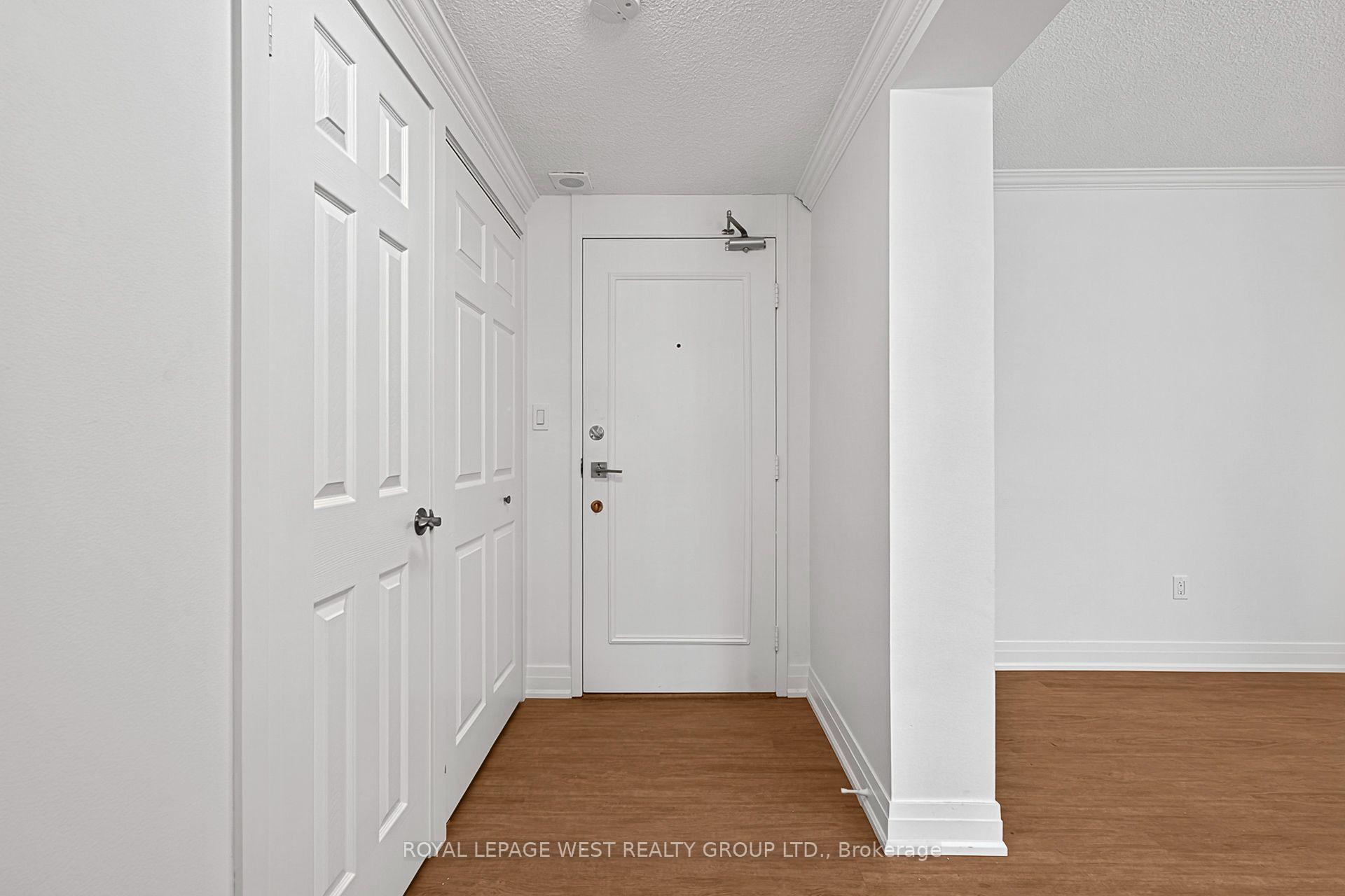 Photo 14 of Unit 413, 240 Scarlett Road W, Toronto, Rockcliffe-Smythe — HOMEH