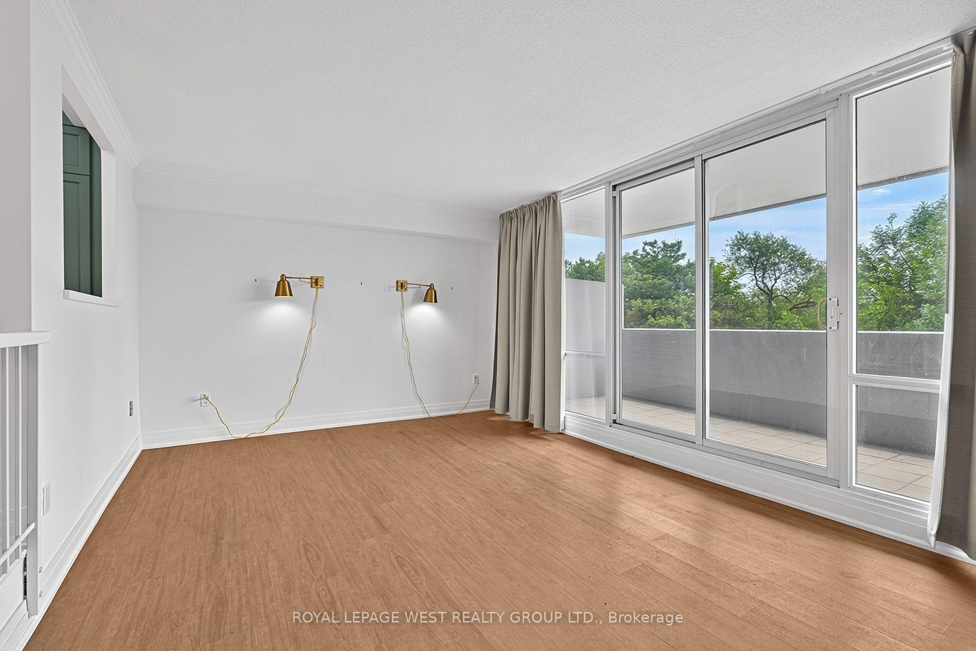 Photo 18 of Unit 413, 240 Scarlett Road W, Toronto, Rockcliffe-Smythe — HOMEH
