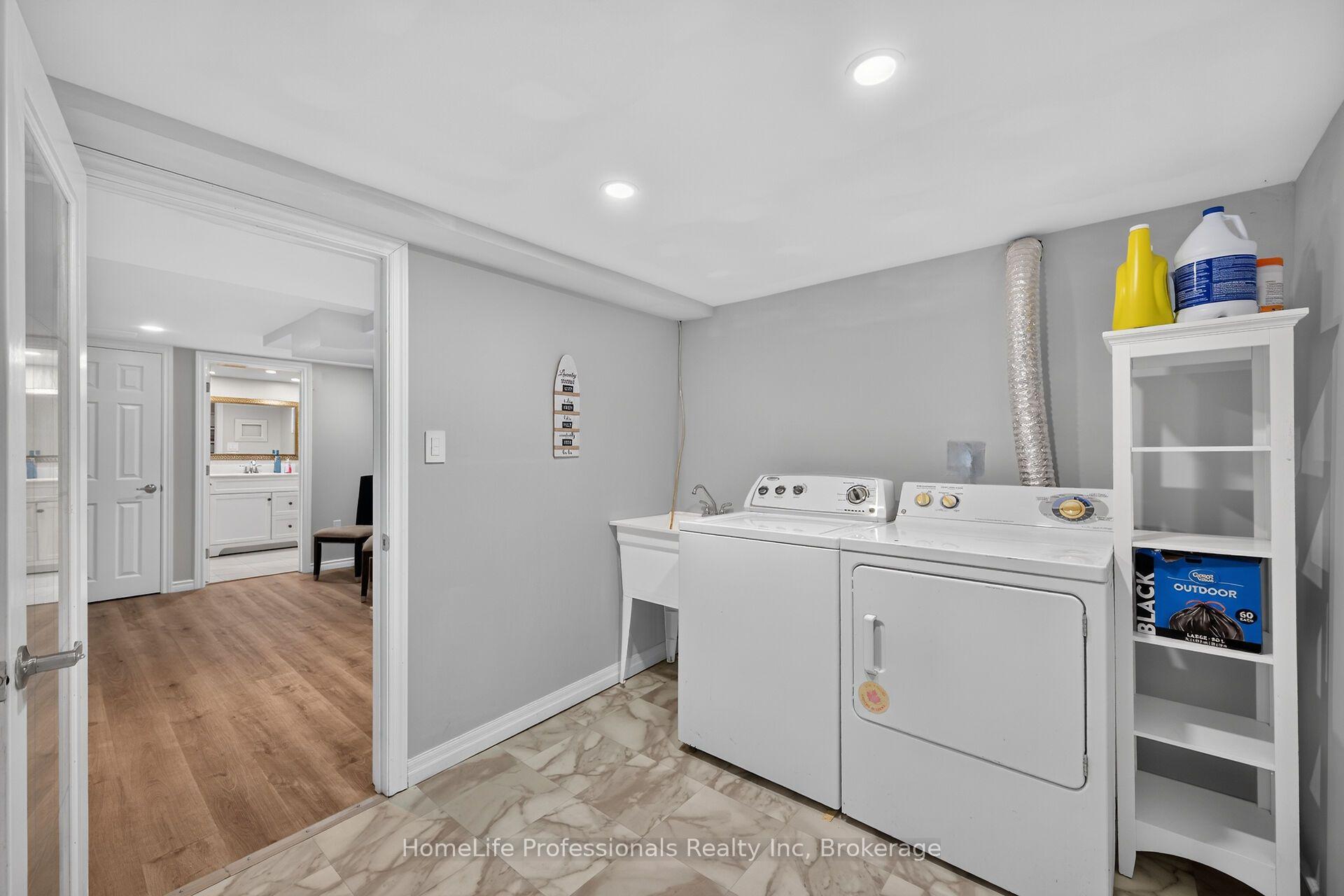 Photo 28 of 43 Cameron Avenue S, Hamilton, Bartonville — HOMEH