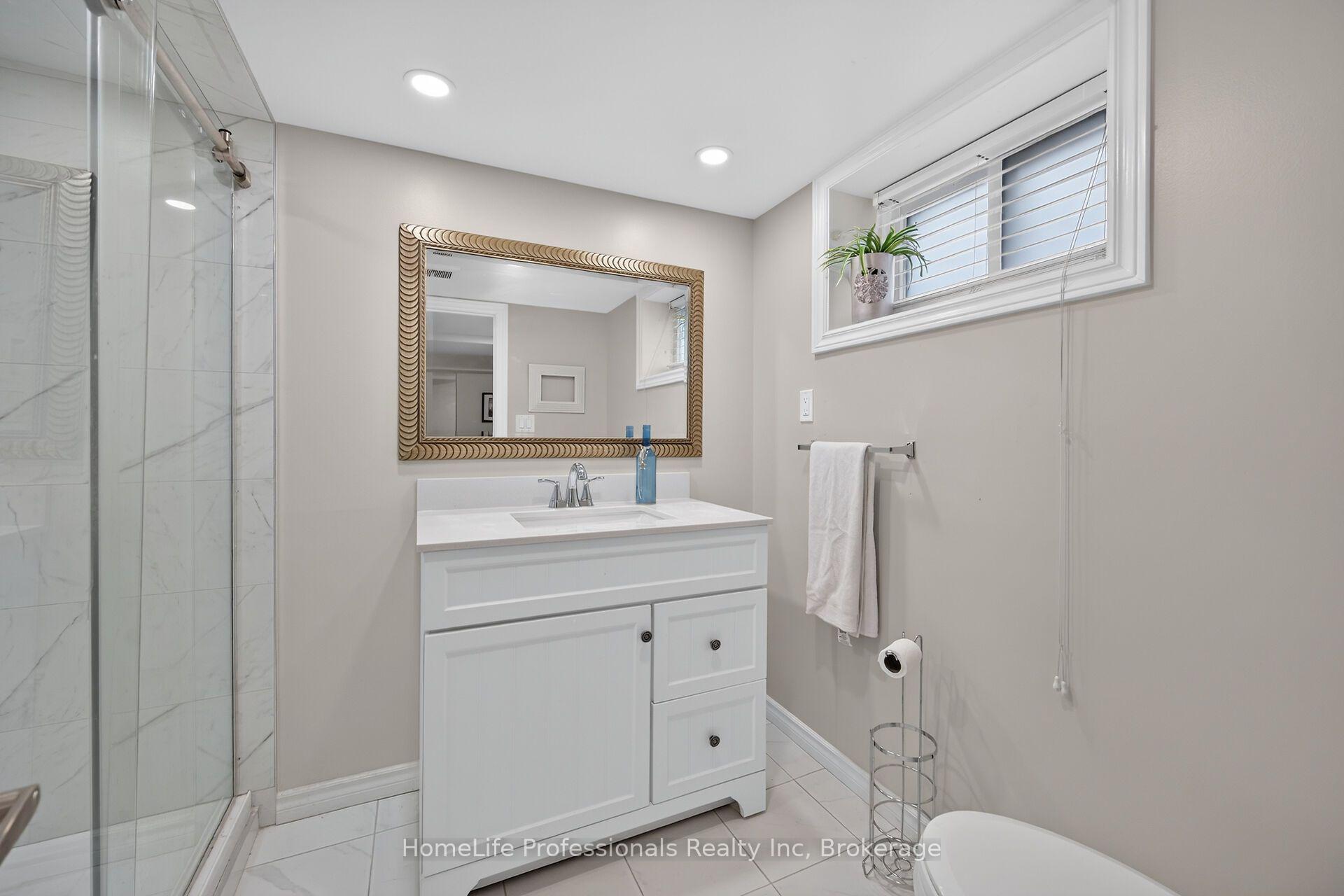 Photo 33 of 43 Cameron Avenue S, Hamilton, Bartonville — HOMEH