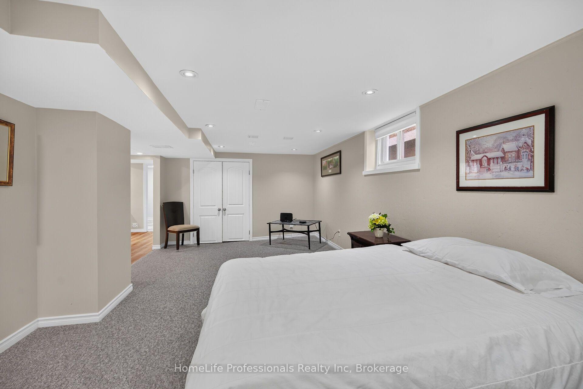 Photo 37 of 43 Cameron Avenue S, Hamilton, Bartonville — HOMEH